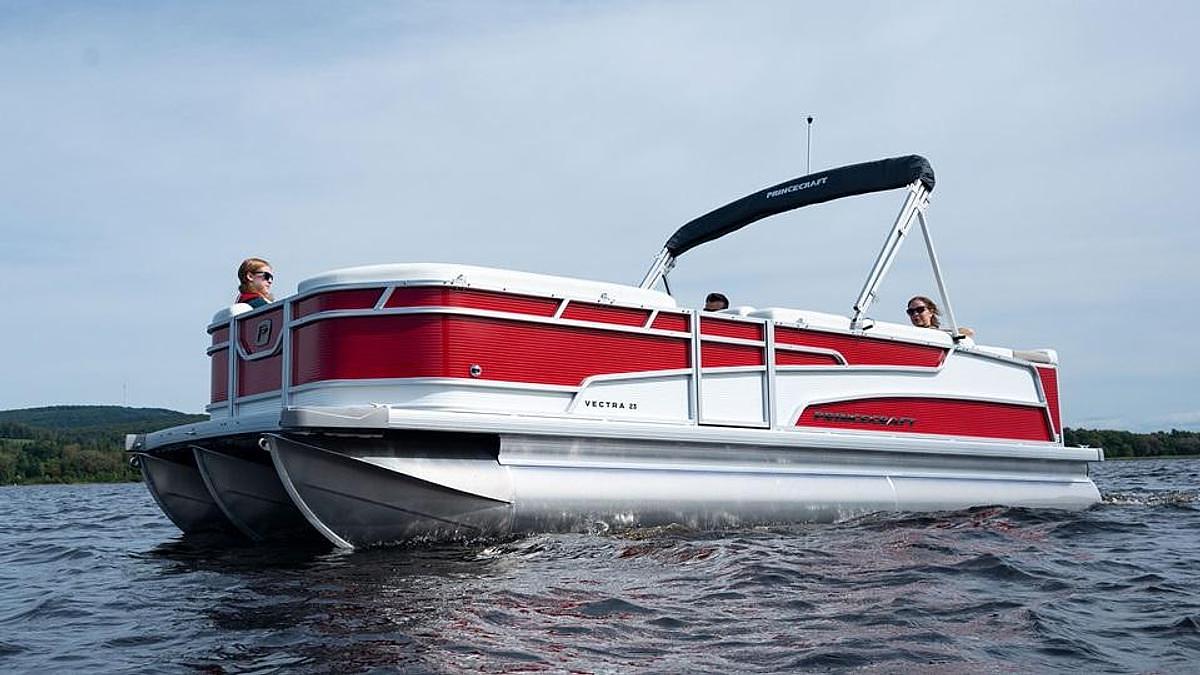 Boating in Northwestern Ontario: Big Water, Hidden Bays, and Unforgettable Summer Days