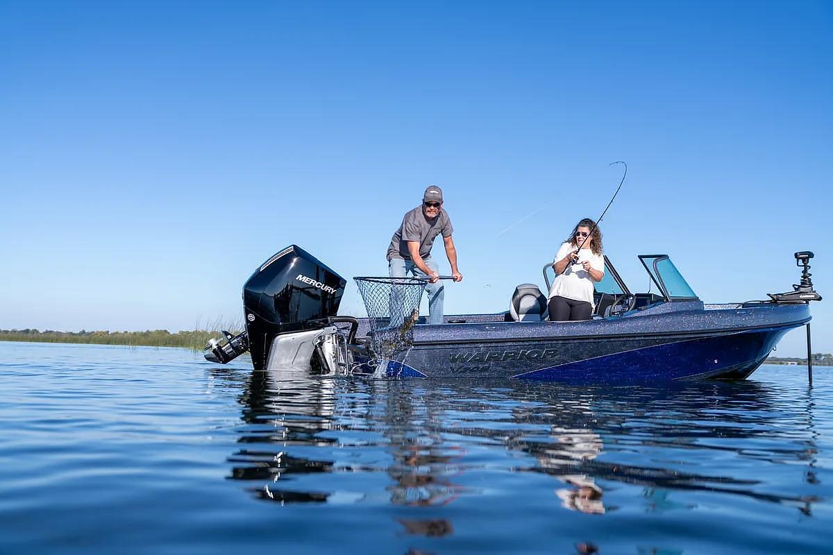 Fishing and aluminum boats at Nestor Falls Marine