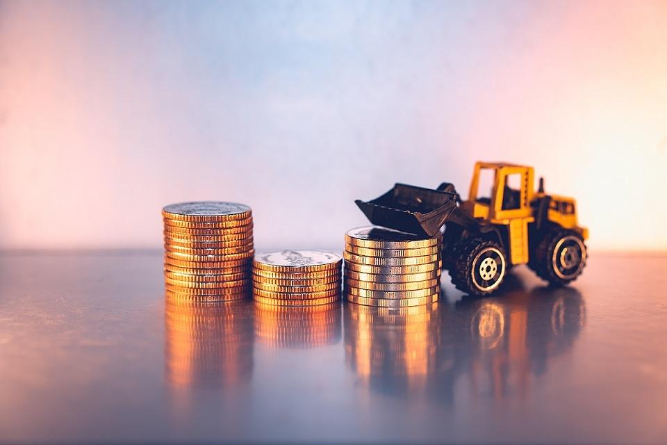 What are the Benefits of Financing Heavy Equipment?