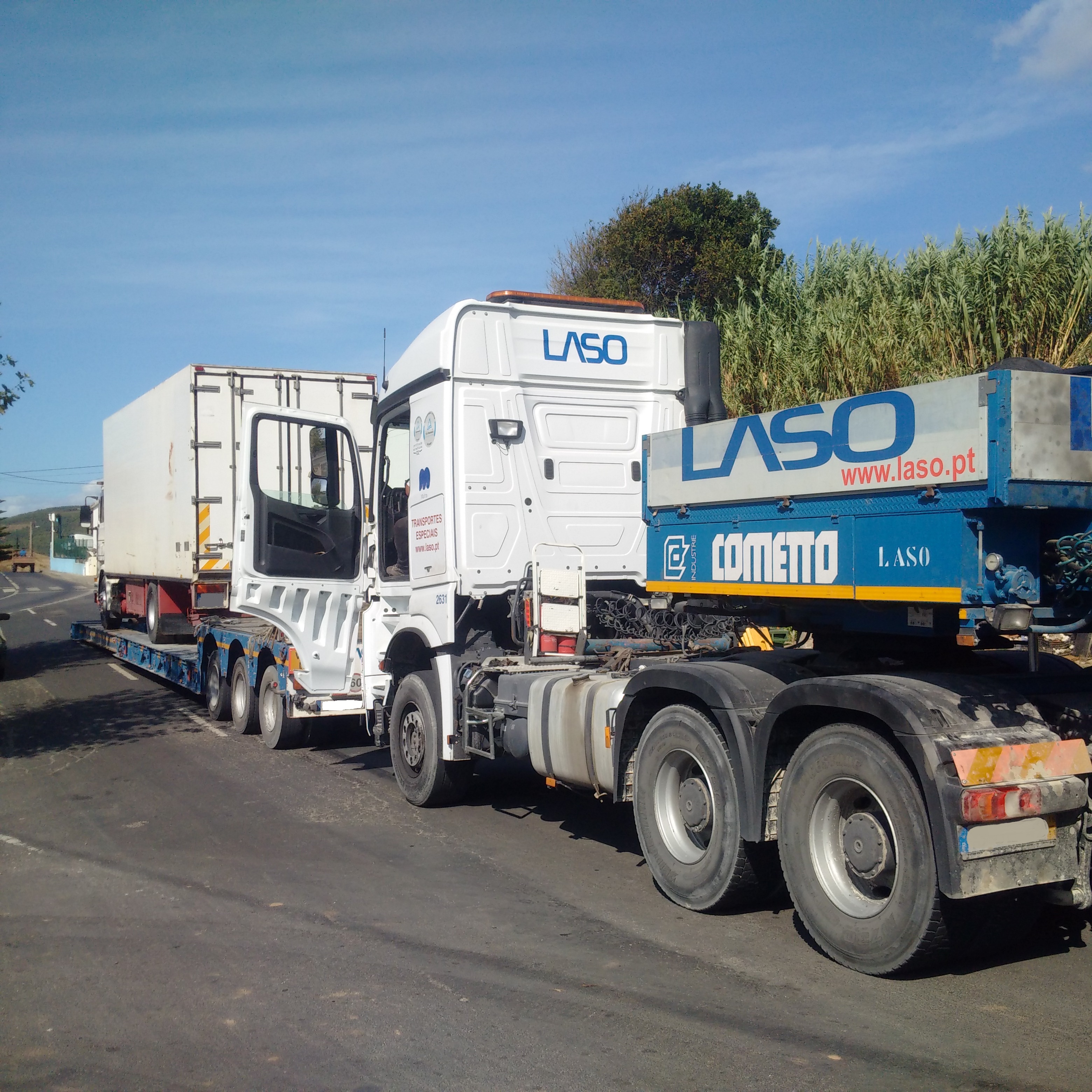 Delivery to port by special road transport. Shipping to Lagos - Nigeria.