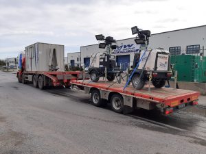 Welfare Unit And 2 LED Lighting Towers Heading To A Rental Project