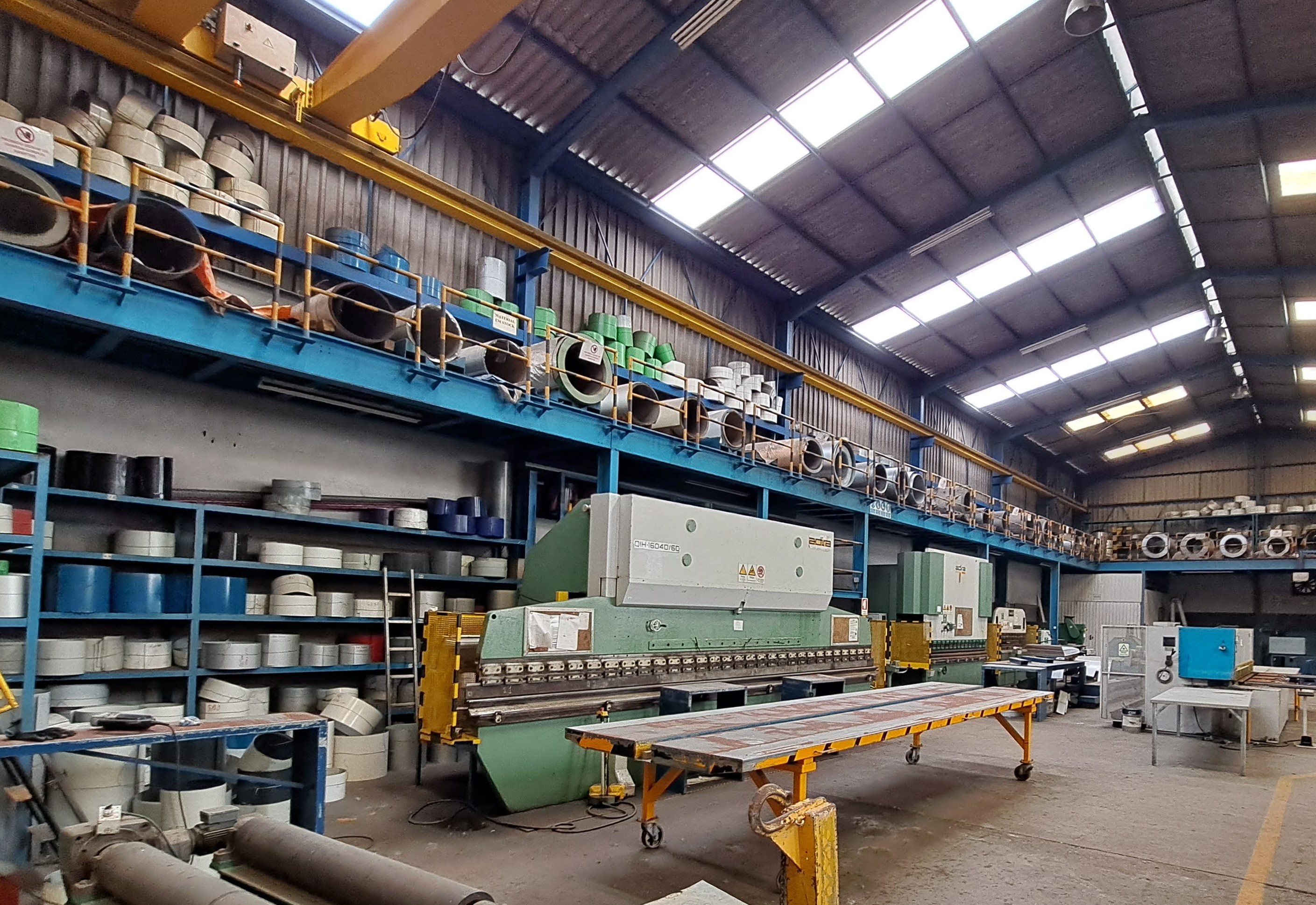 Em venda duas novas unidades de metalomecânica e produção de moldes