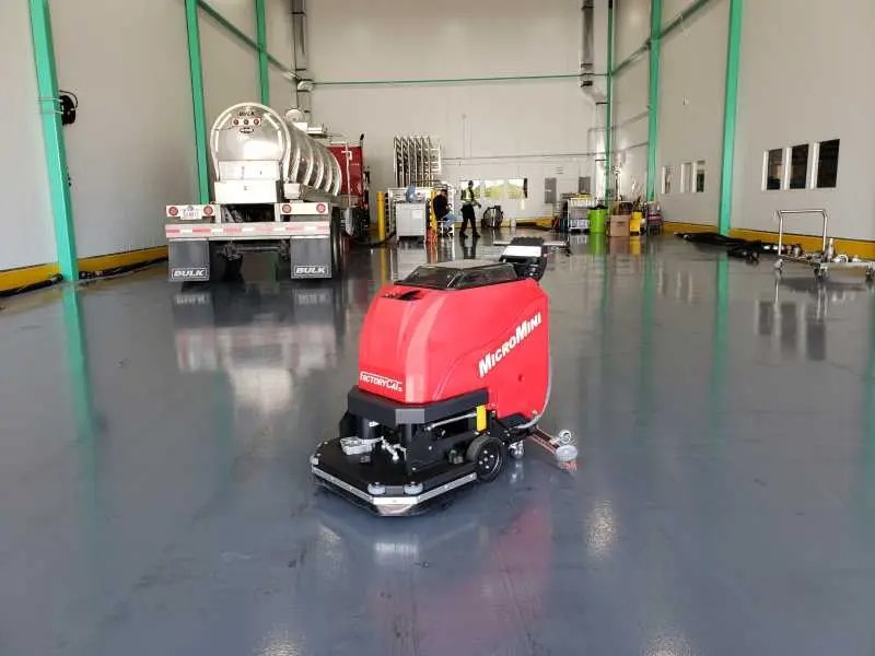 5 Reasons Wisconsin Businesses Rely on Factory Cat Floor Scrubbers.