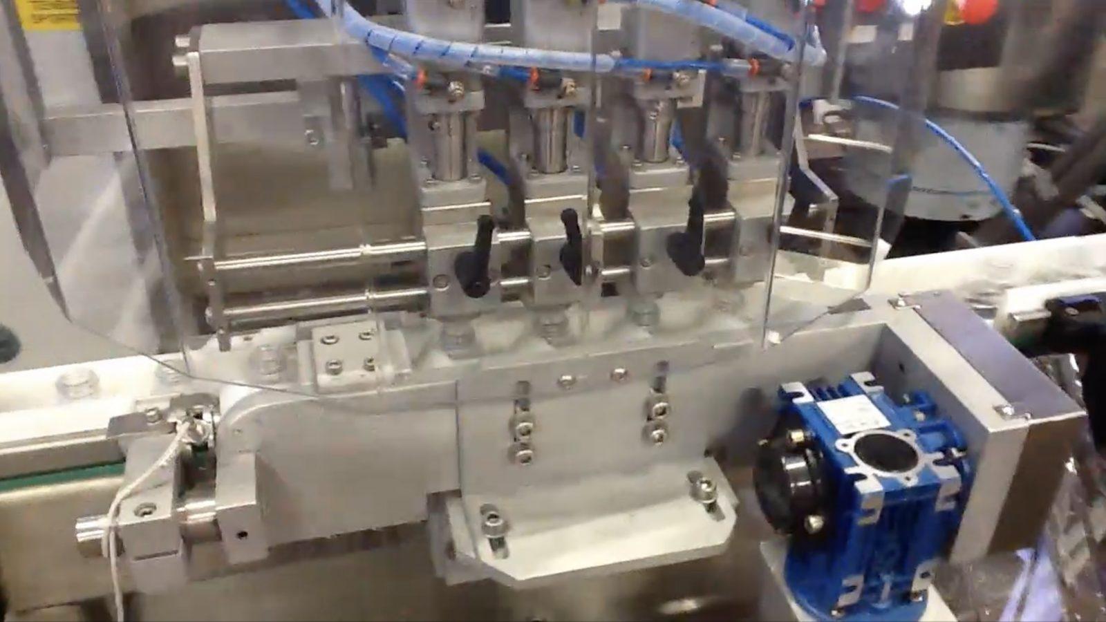 Come riempire e tappare le ricariche liquido anti-zanzare