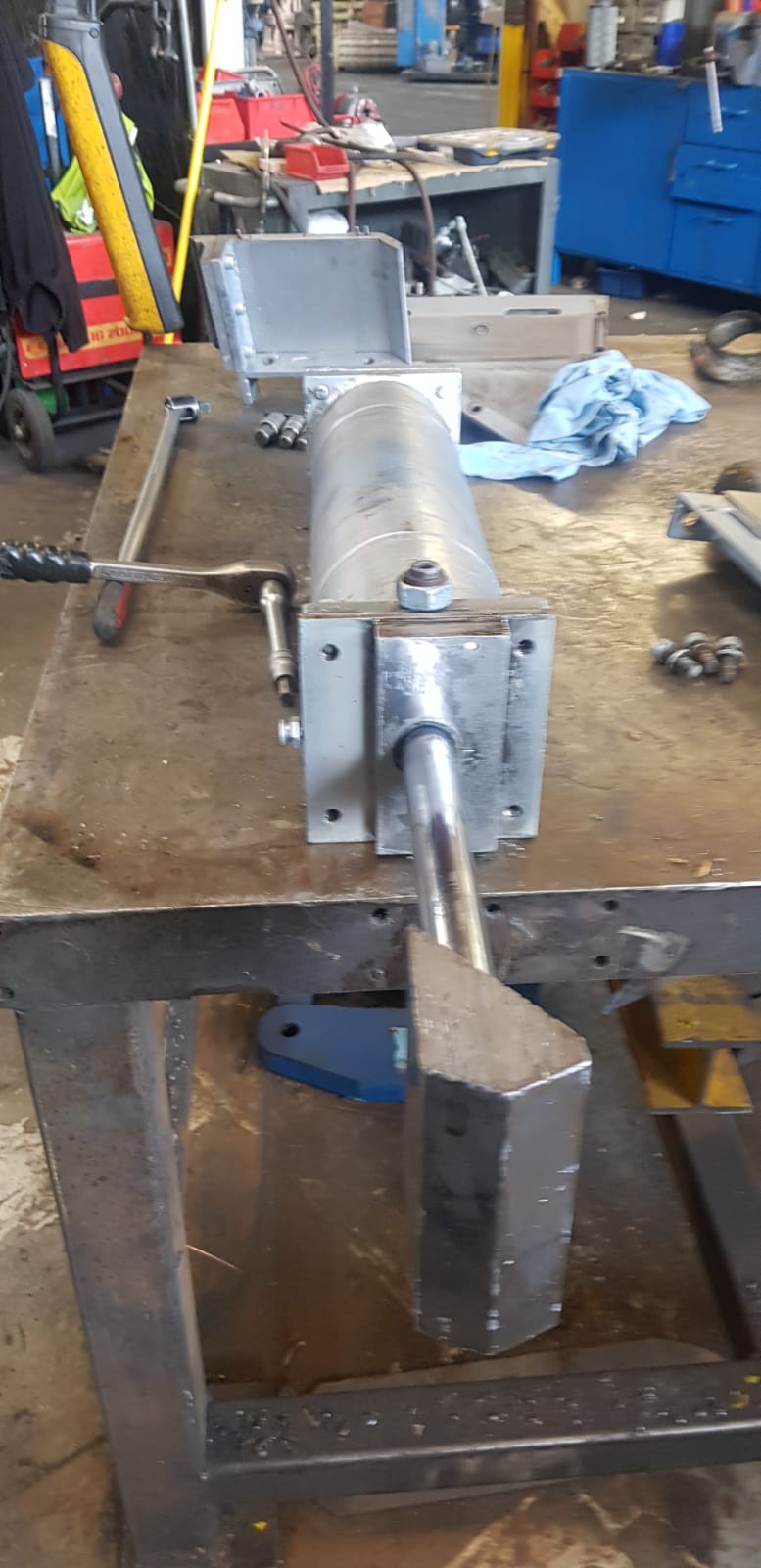 Farrel BR Lab Mixer Currently Undergoing Refurbishment