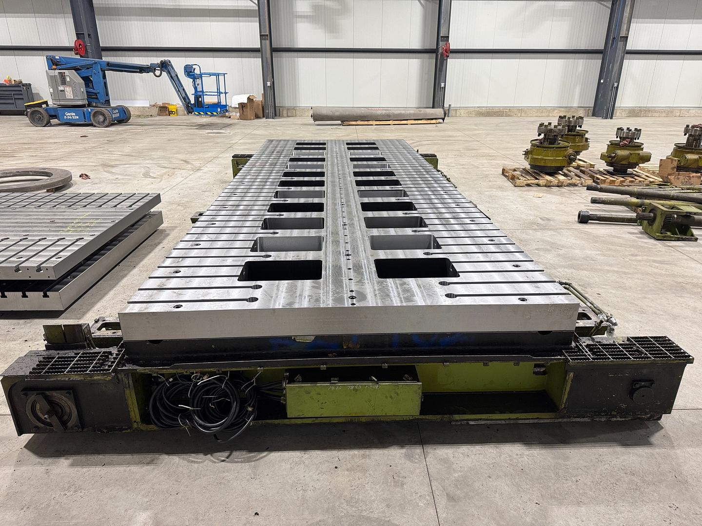 1800 Komatsu Transfer Press Bed & Slide