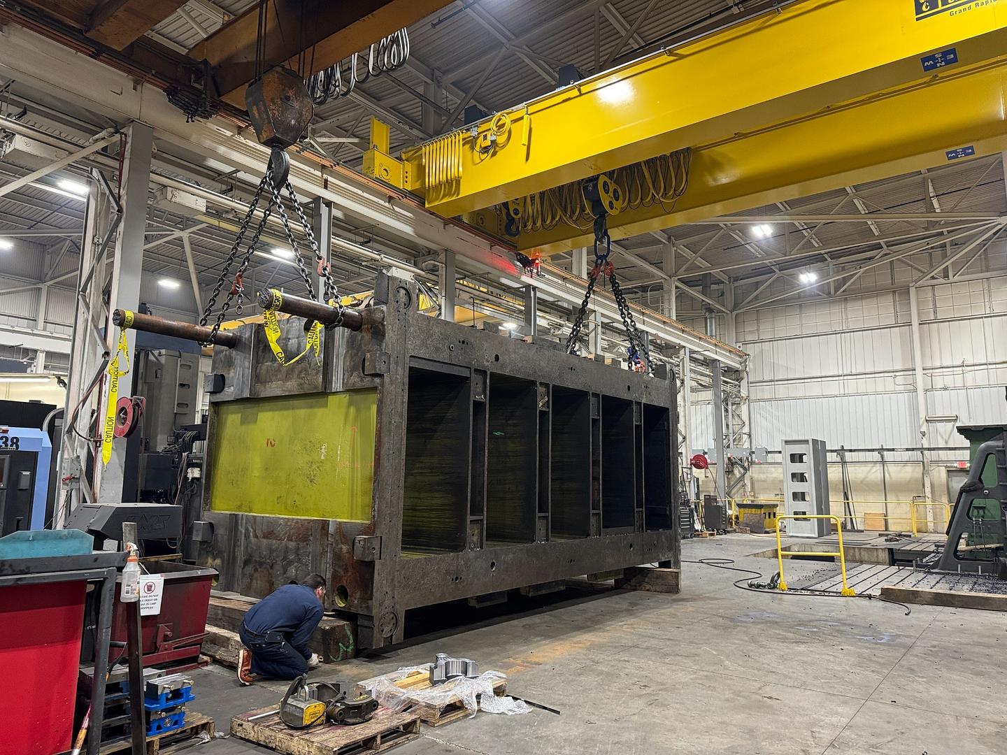 1800 Komatsu Transfer Press Bed & Slide