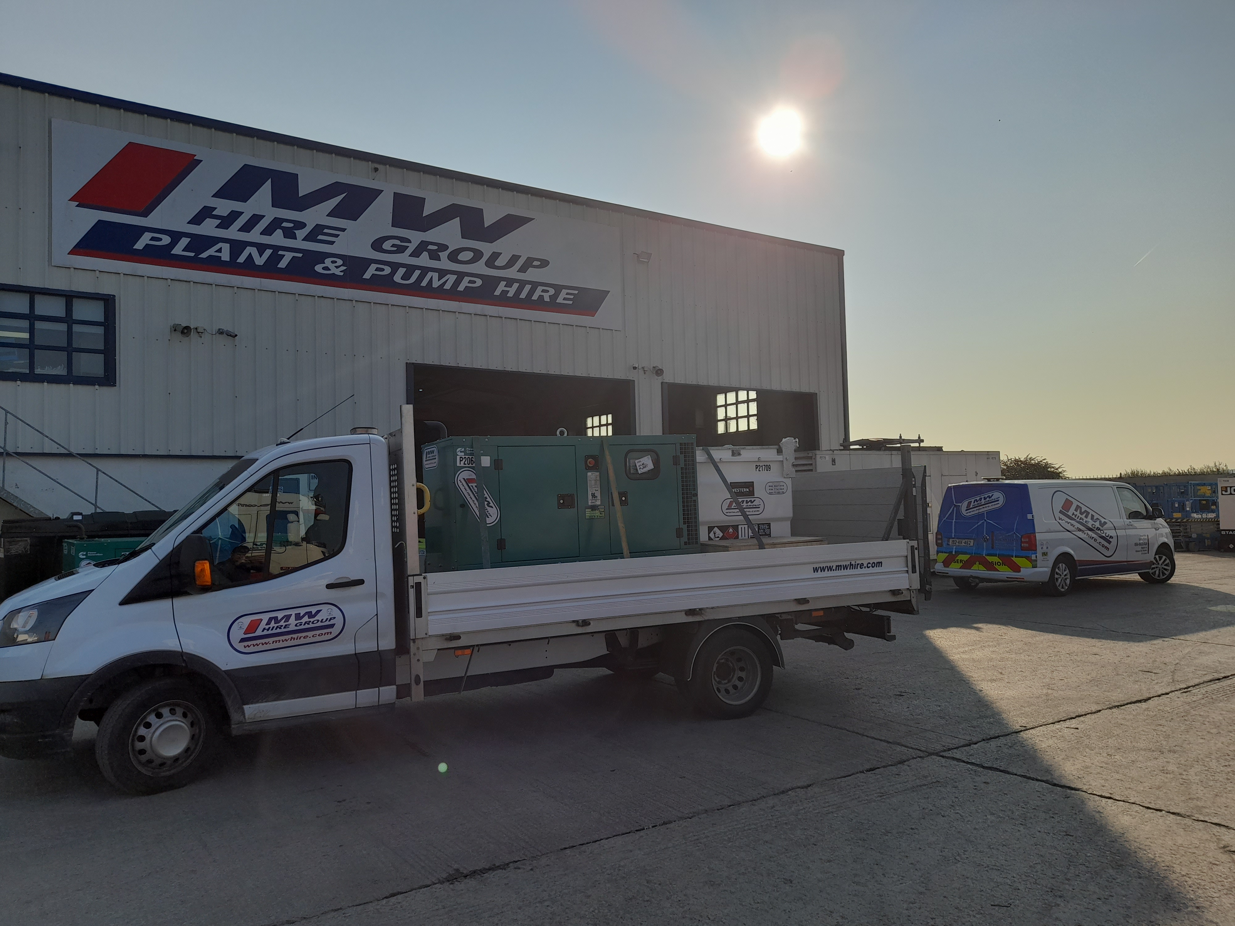 New Cummins C22D5 Complete with 63Amp Changeover Panel and a New Western 10TCC(G) 1,000 Liter Tank SOLD to seperate customers.... heading to sites in Dublin 