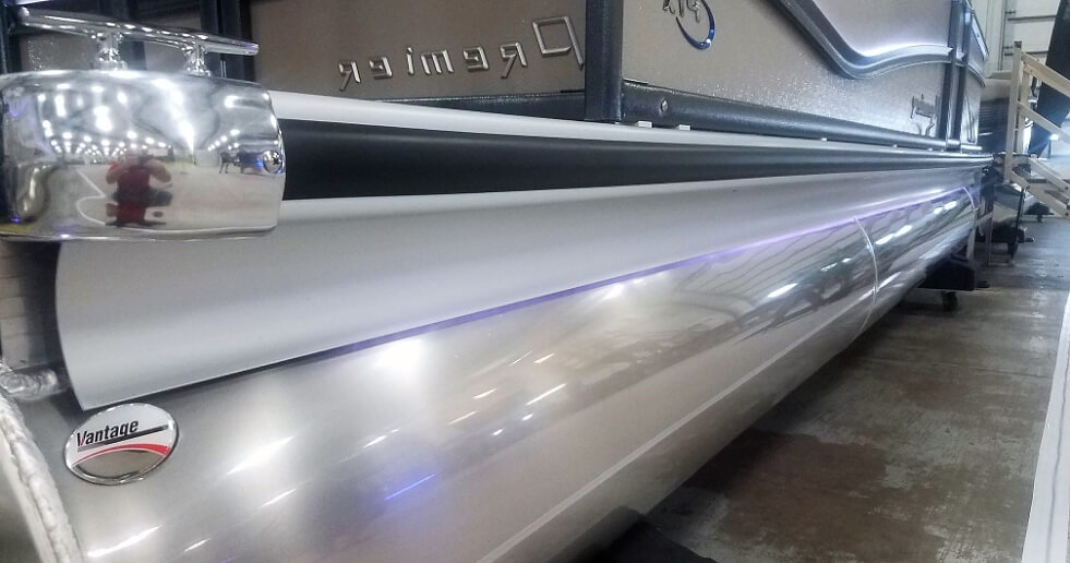 Pontoon with a clear Vantage wrap film finish