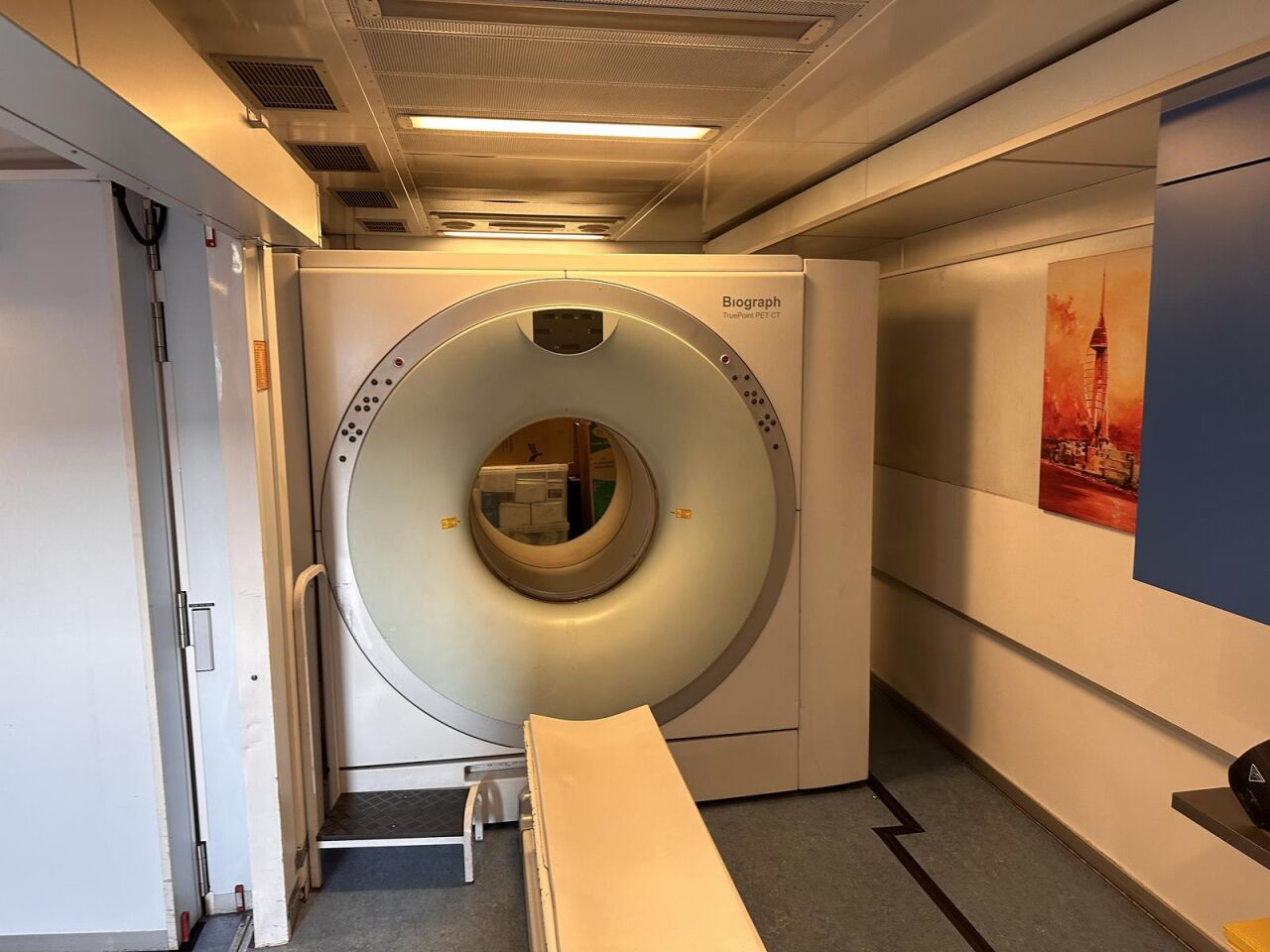 Mobile Siemens Biograph TruePoint 64 PET/CT