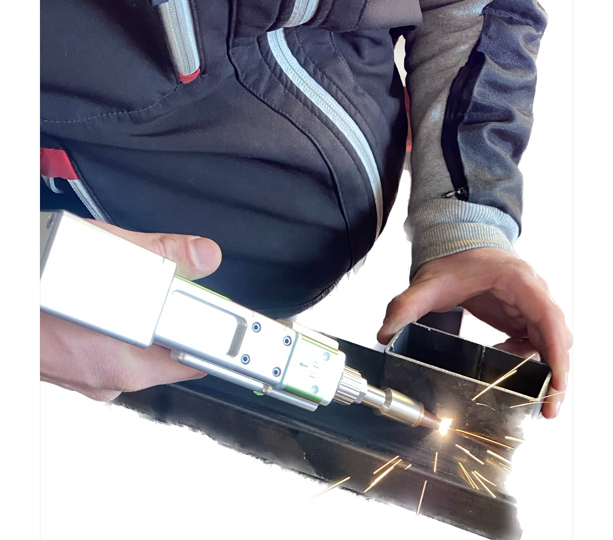 SALDATRICI LASER IBETAMAC CON CABINE DI SICUREZZA CE