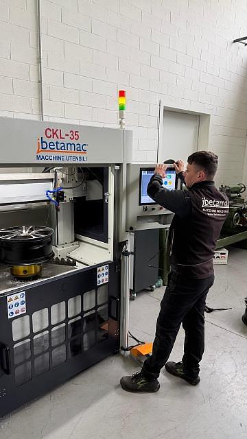 35" CNC Diamond Cutting Lathe Sales and Installation – Padua