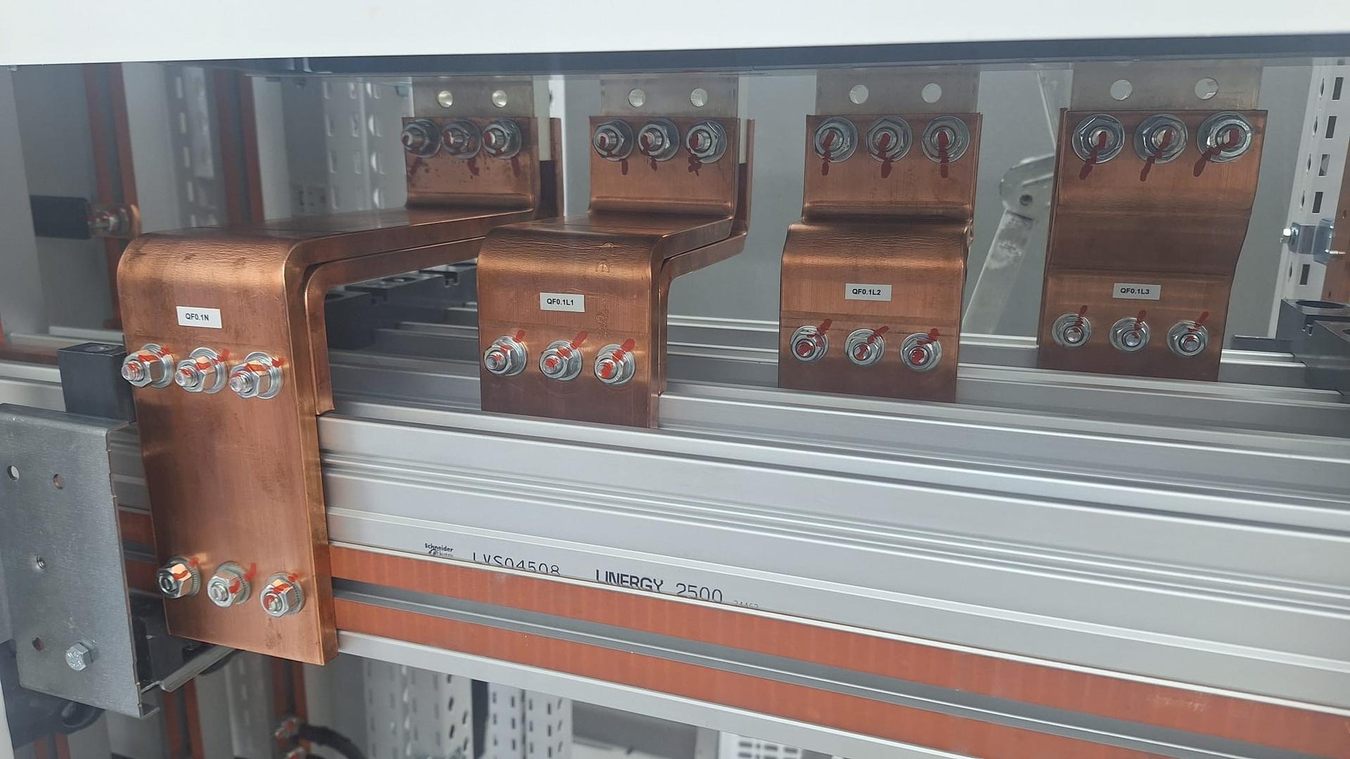 MACCHINA BARRE IN RAME  BUS BAR PROCESSING MACHINE 