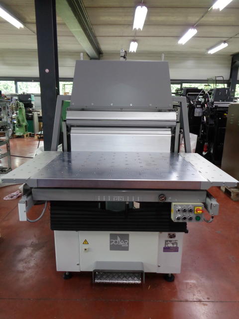 VENTE ET INSTALLATION D'UNE TAQUEUSE AUTOMATIQUE CHEZ UN IMPRIMEUR EN FRANCE