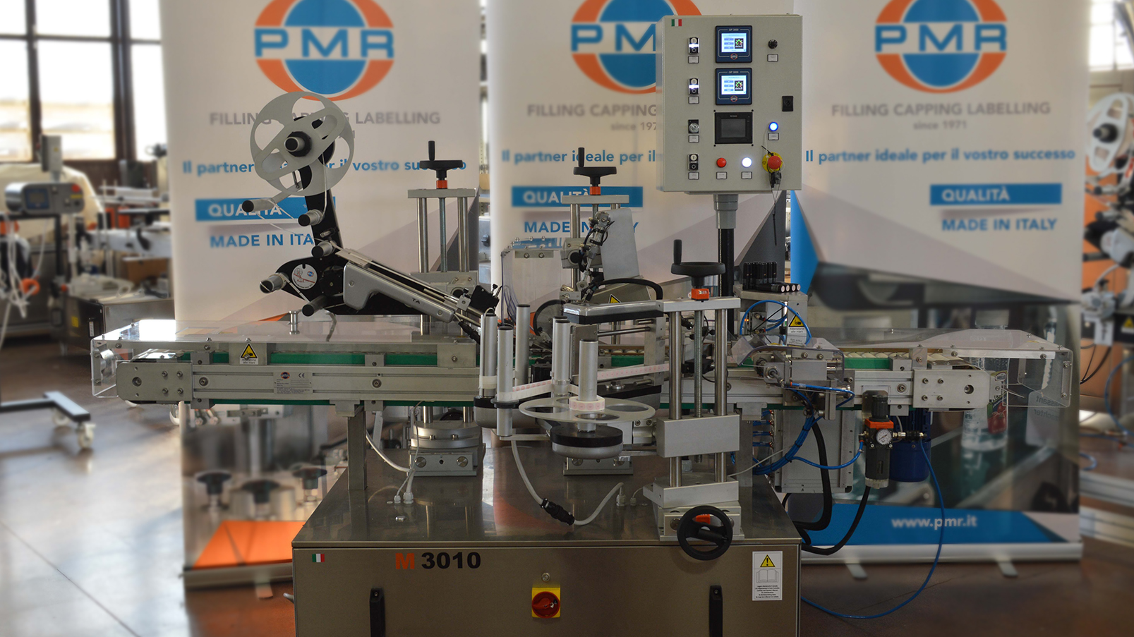 La soluzione per etichettatura di rossetti e lucidalabbra