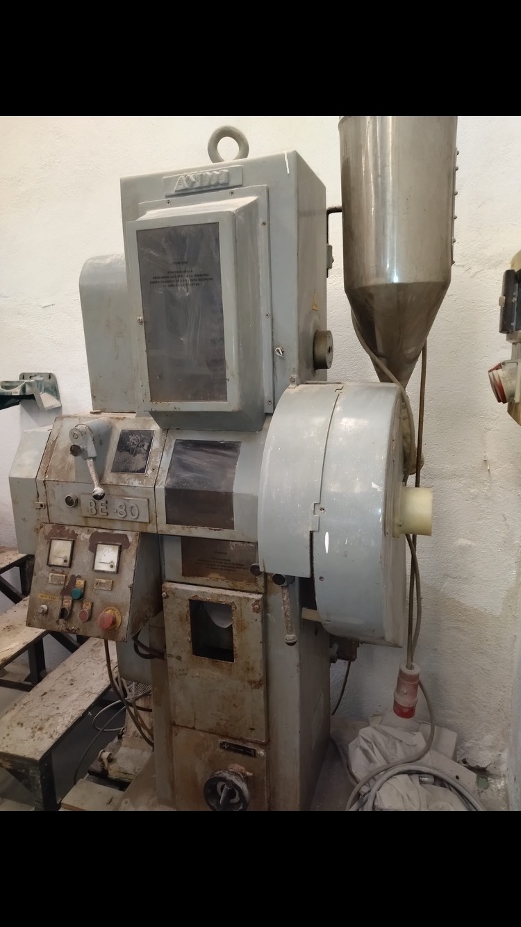  Tableteadora excéntrica Bonals BE 30