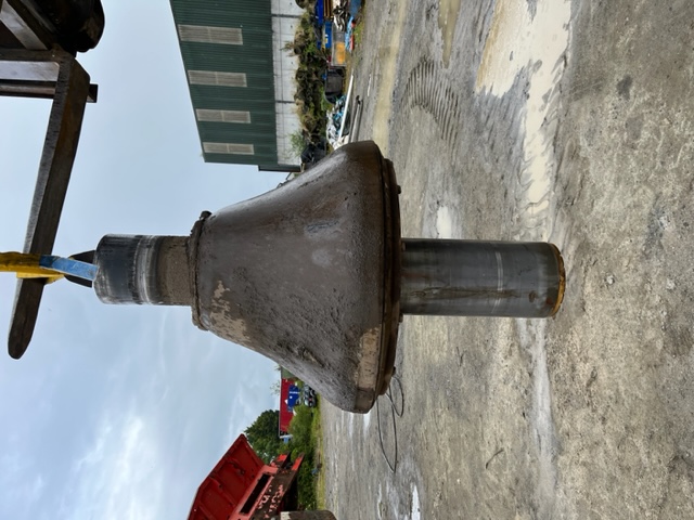 Another insight on what we do at DQS - Purchased machine in poor working condition, brought it in and stripped it down, repaired and replaced worn and broken components. Checked tolerances in bushes  shafts & bearings. Ran machine for 20hrs to ensure it was operating as it should. Painted it up and Sold on. Machine shipped to USA - Job complete, everyone happy. No job too big, No job too small - Contact Kevin on +353838774292 or kevin@dqs.ie. Here to help 