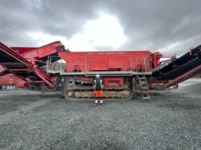 Finlay 984 Horizontal 3 deck finishing screen gone to #westdownplant. Thank you Matthew and best of luck