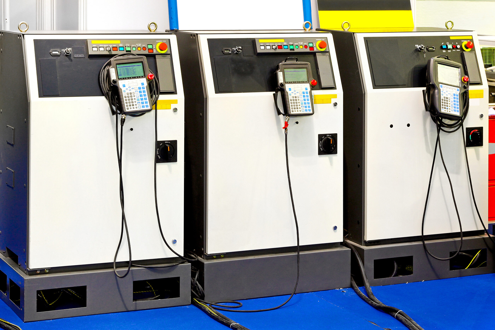 Completed robot cell integration installed by Robot World Automation