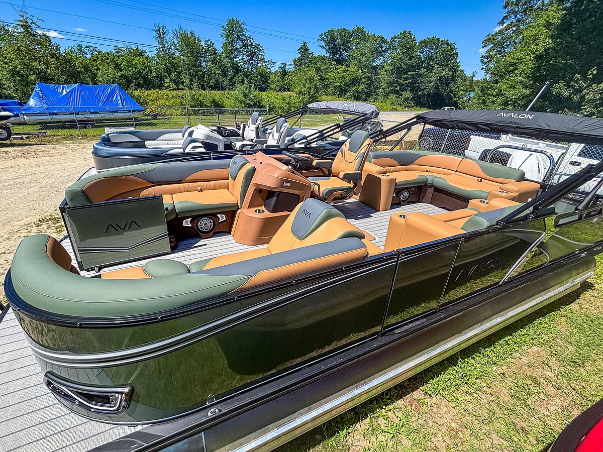Avalon & Tahoe Platinum Edition Pontoons: What's Included in Every Package?