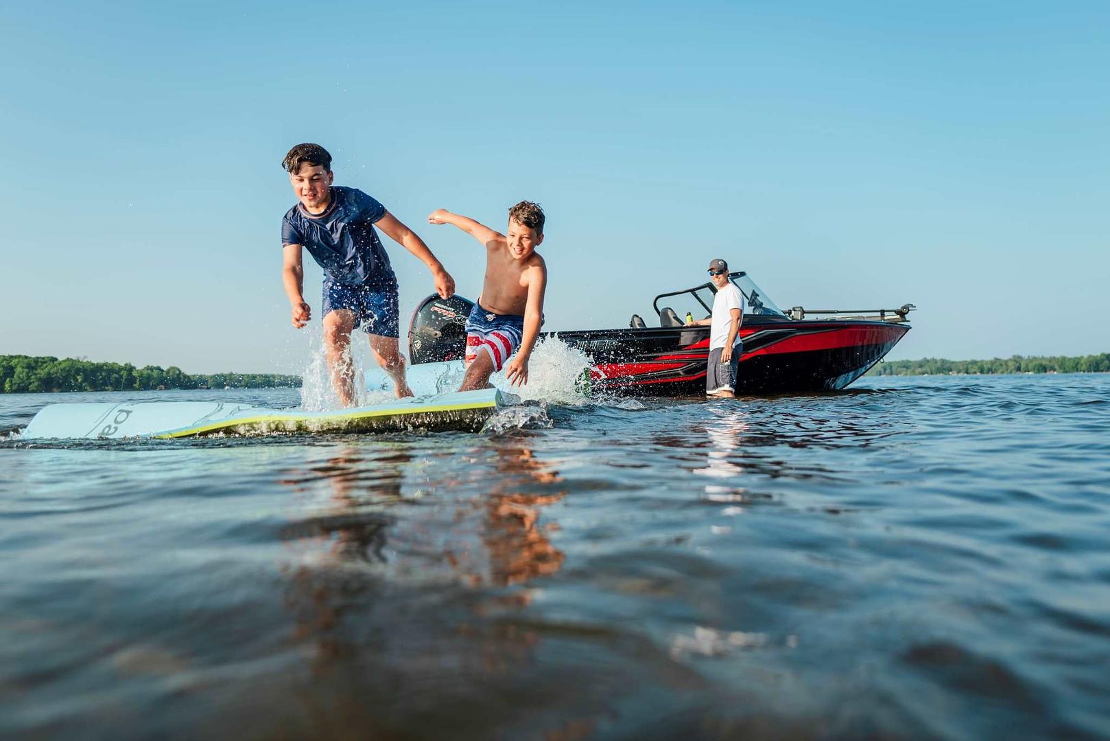 Boating Safety Tips for Kids: How Parents and Grandparents Can Keep Young Passengers Safe