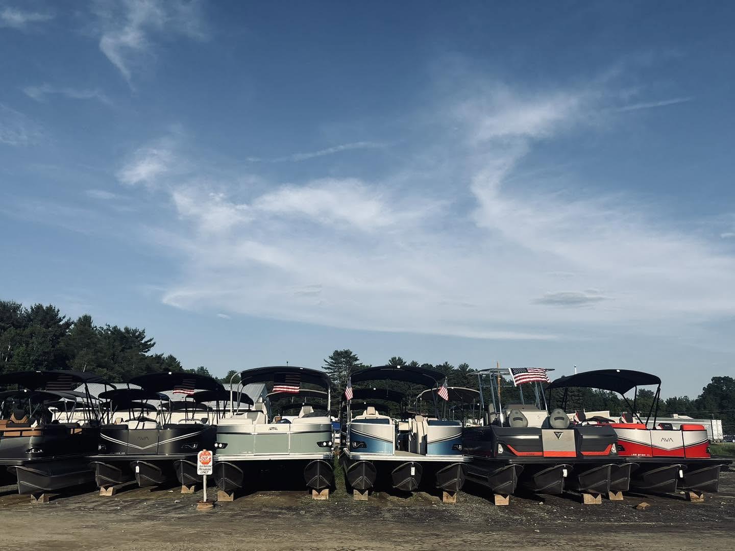 Pontoon vs. Tritoon: Which Is Better for Maine Lakes? A Master Technician Explains.