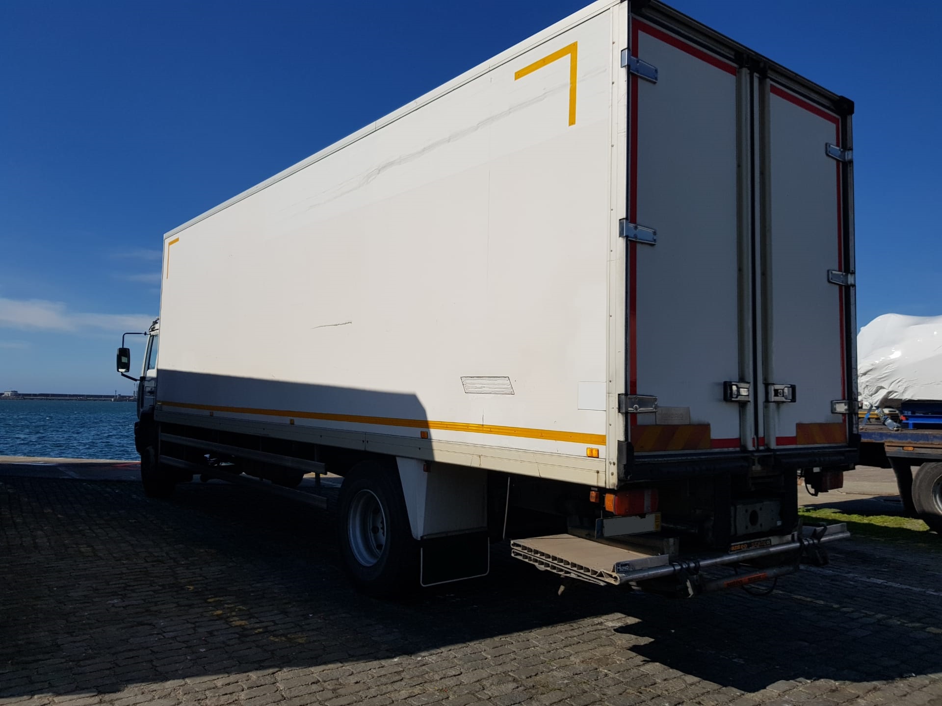 Shipping to Freetown - Sierra Leone.