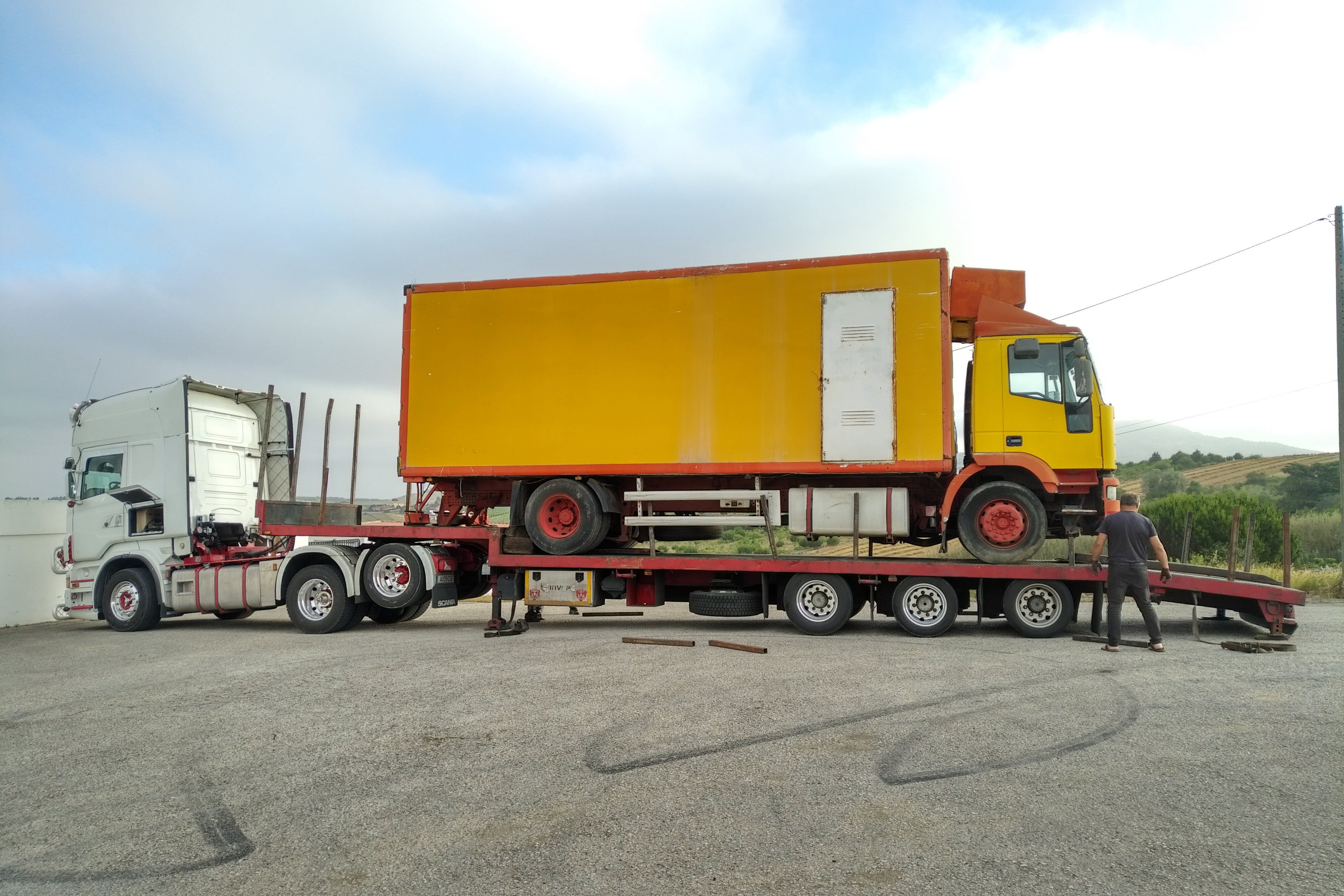 Transport & Delivery to Port. Shipping to Lagos - Nigeria. 