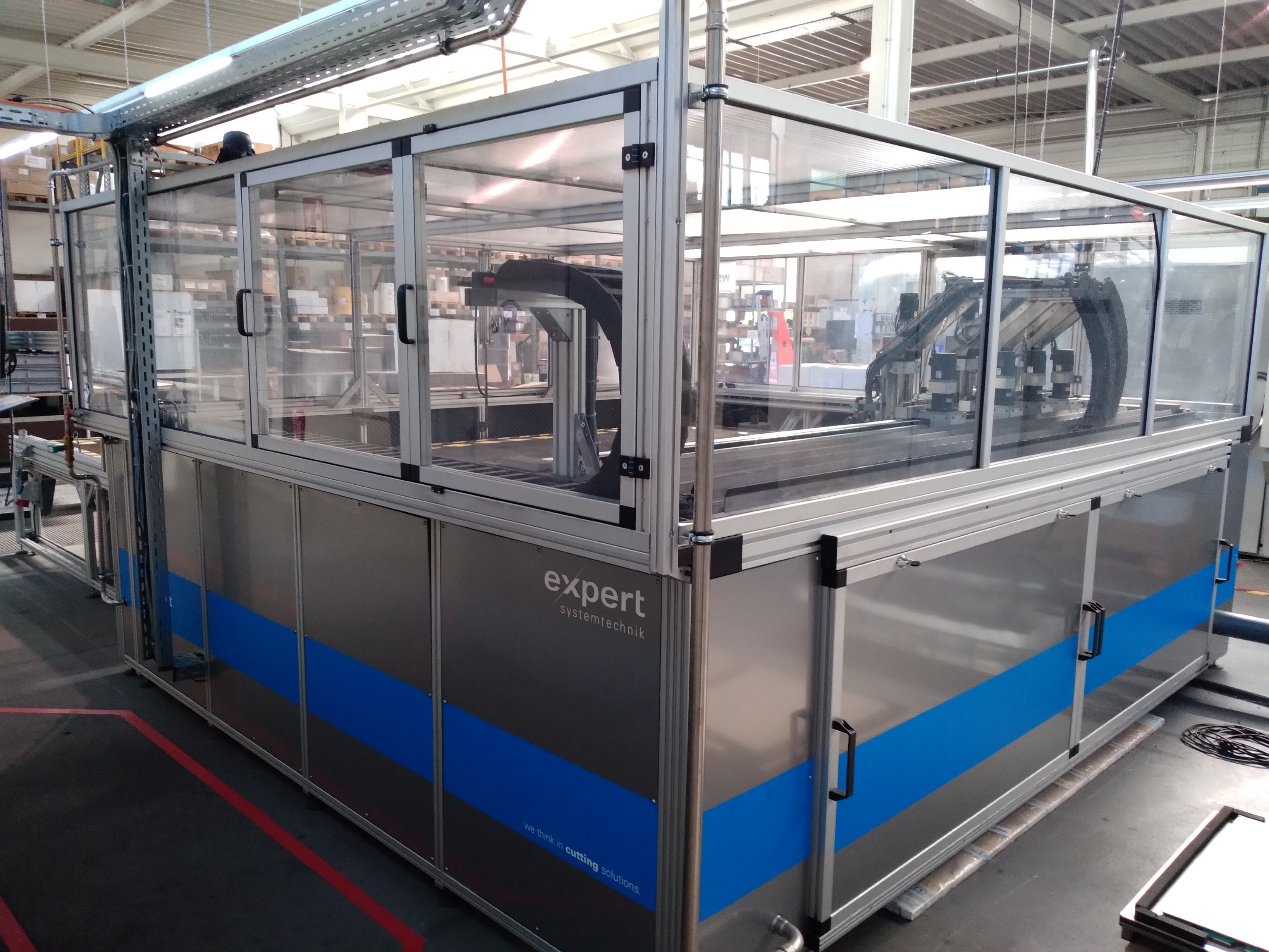 Pre-owned Cut Expert VarioJet (year 2016) with BFT Servotron 40.45+: Precision Waterjet Cutting for Advanced Manufacturing
