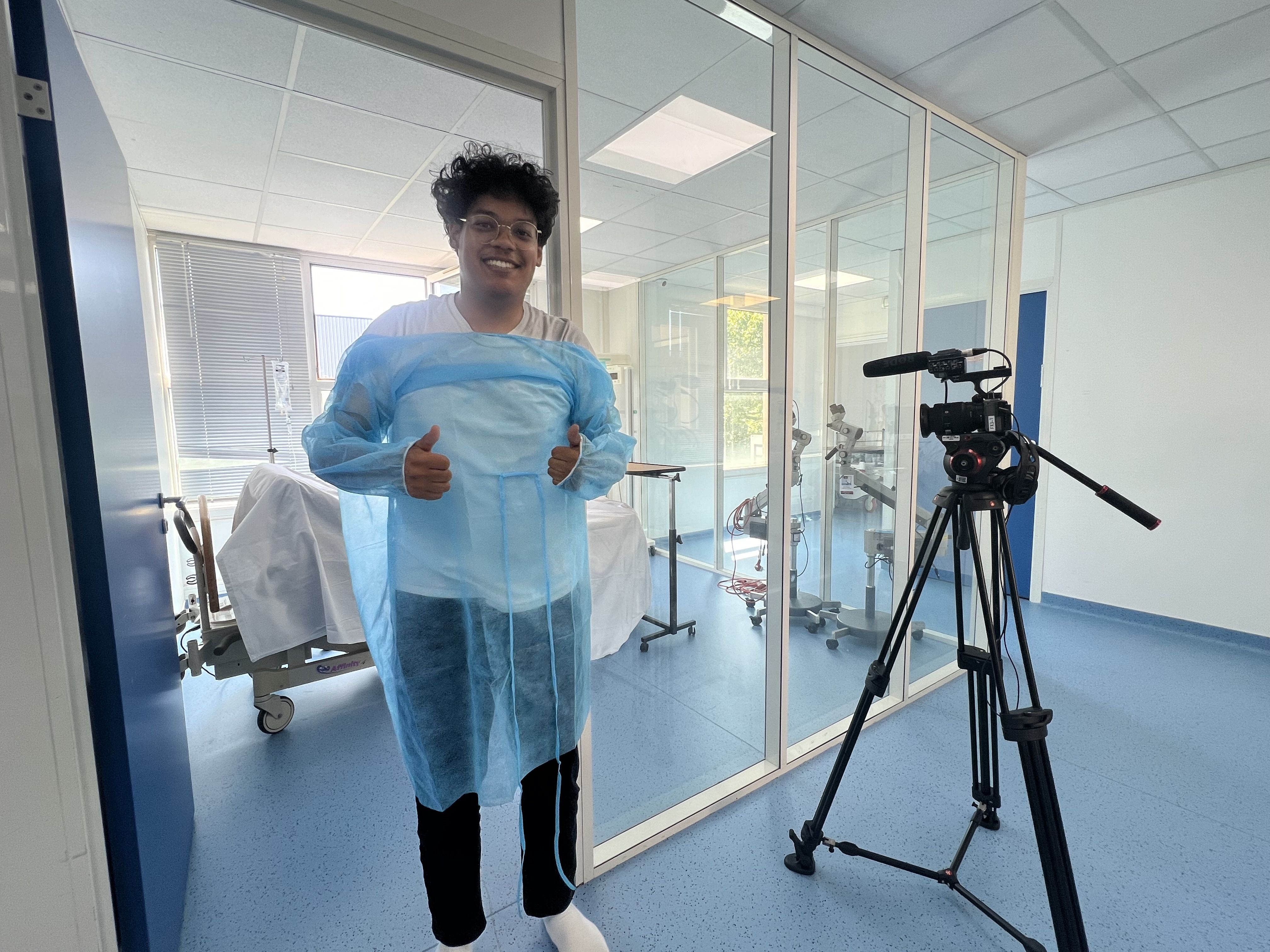 THEOBABAC VS FELDUP ; Tournage de leur vidéo Youtube au Centre d'Affaires Médical