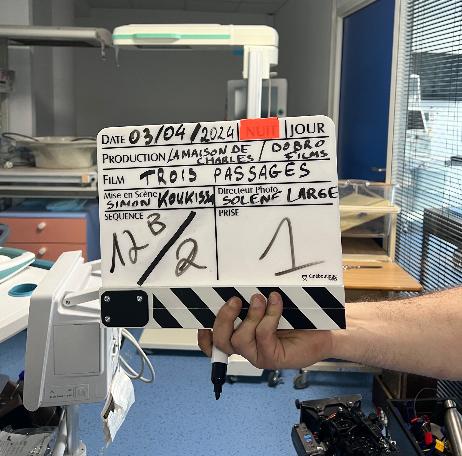 Simon utilise nos décors pour tourner son premier court métrage : "Trois Passages" produit par la Maison De Charles Films