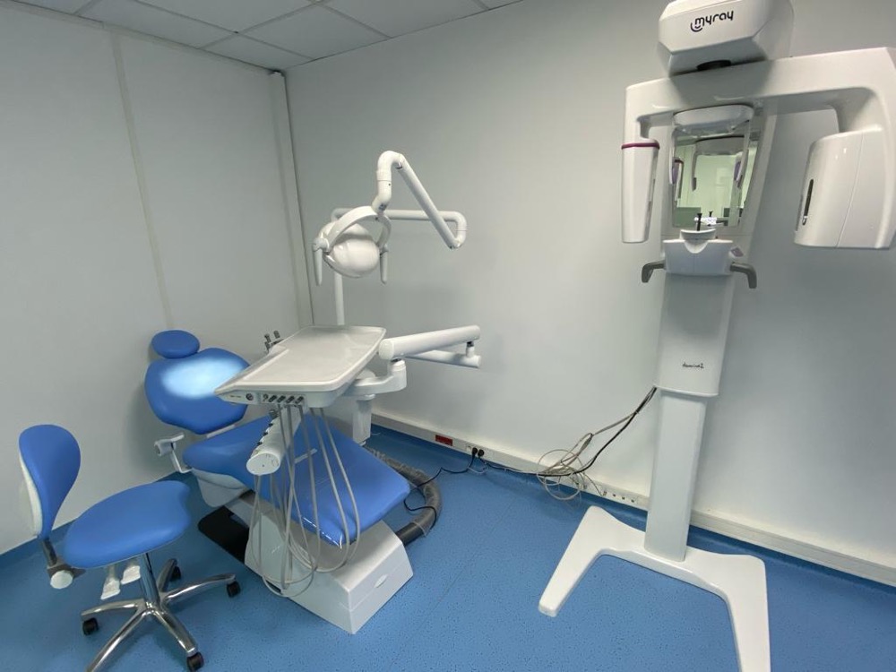 Nouveaux lieux de tournage permanents - décor d'hôpital et cabinets médicaux