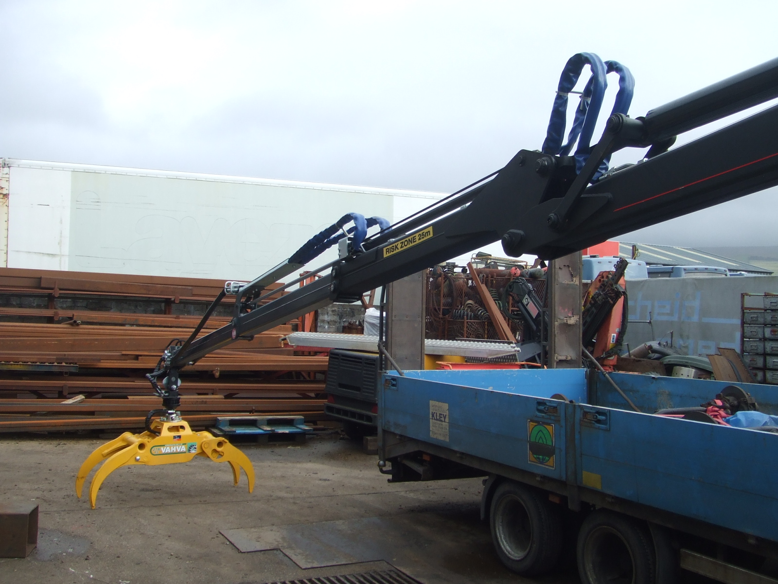 BRAND NEW KRONOS 5000L CRANE