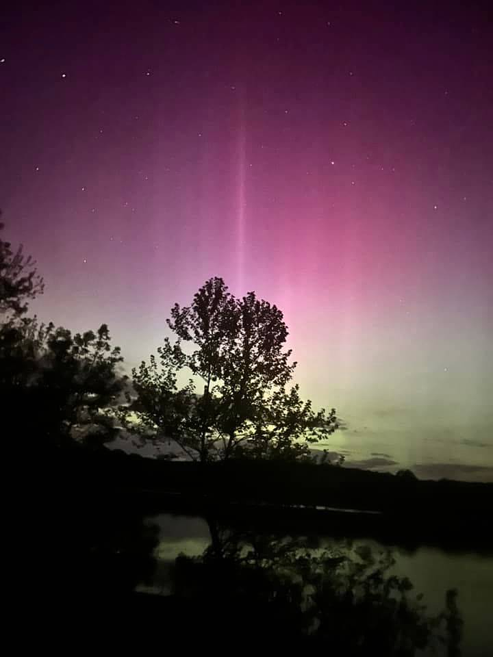 Aurora borealis over Stockton Lake