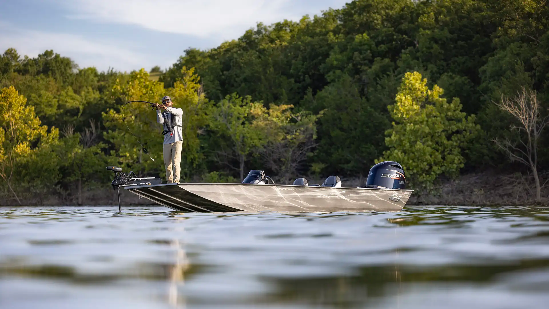 G3 Boats Sportsman 1910 out fishing