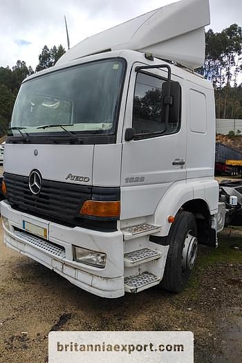 Mercedes-Benz Atego 1828 Euro 2 Chassis Cab – Mechanical Injection, Export-Ready Reliability