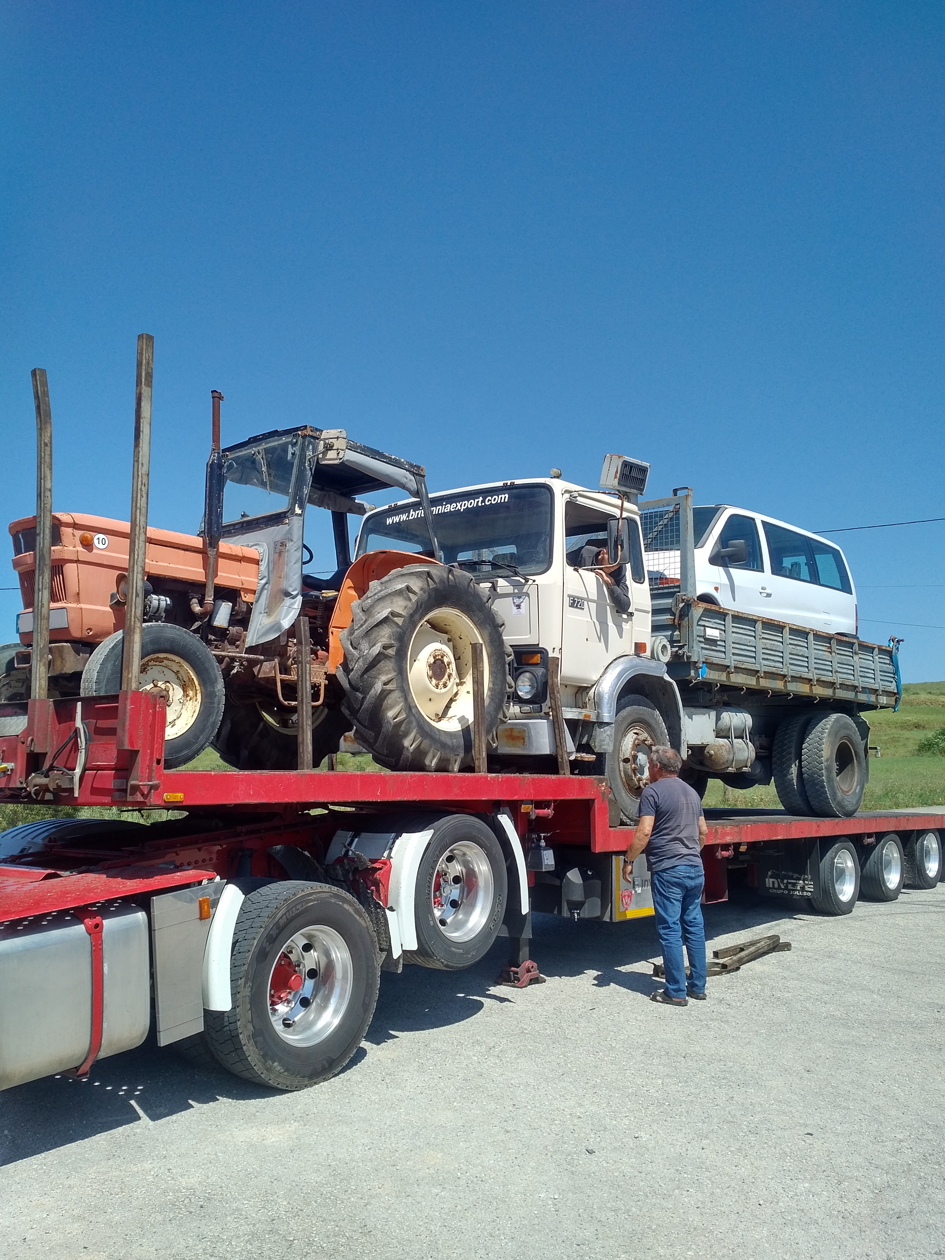 Transport & Delivery to Port. Shipping to Lagos - Nigeria & Bissau - Guinea.