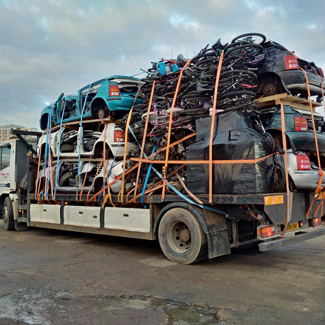 How to Ship Trucks to Africa from Europe – Complete Guide