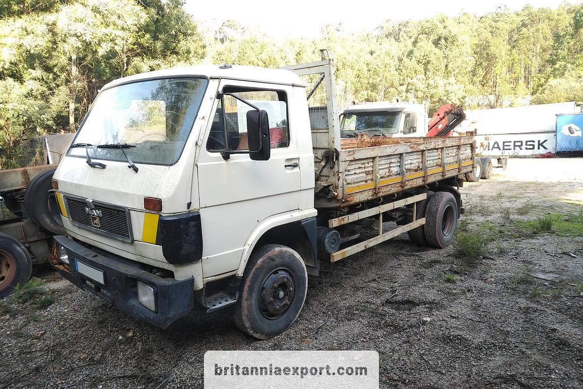 Left Hand Drive MAN-VW G90 8-Ton 3-Way Tipper for Export