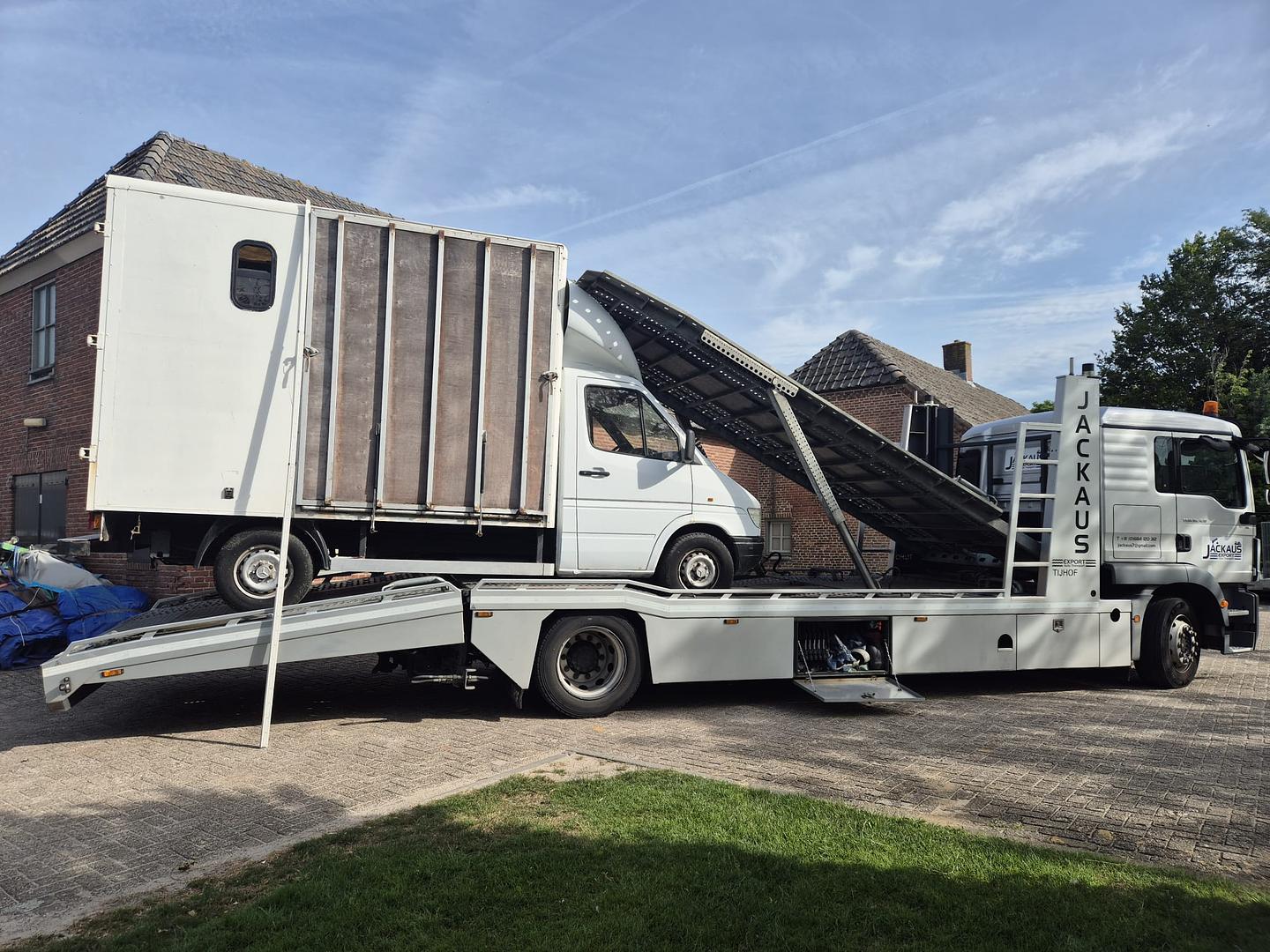 1995 Mercedes-Benz 308D Box Van Shipping from the Netherlands to Freetown, Sierra Leone