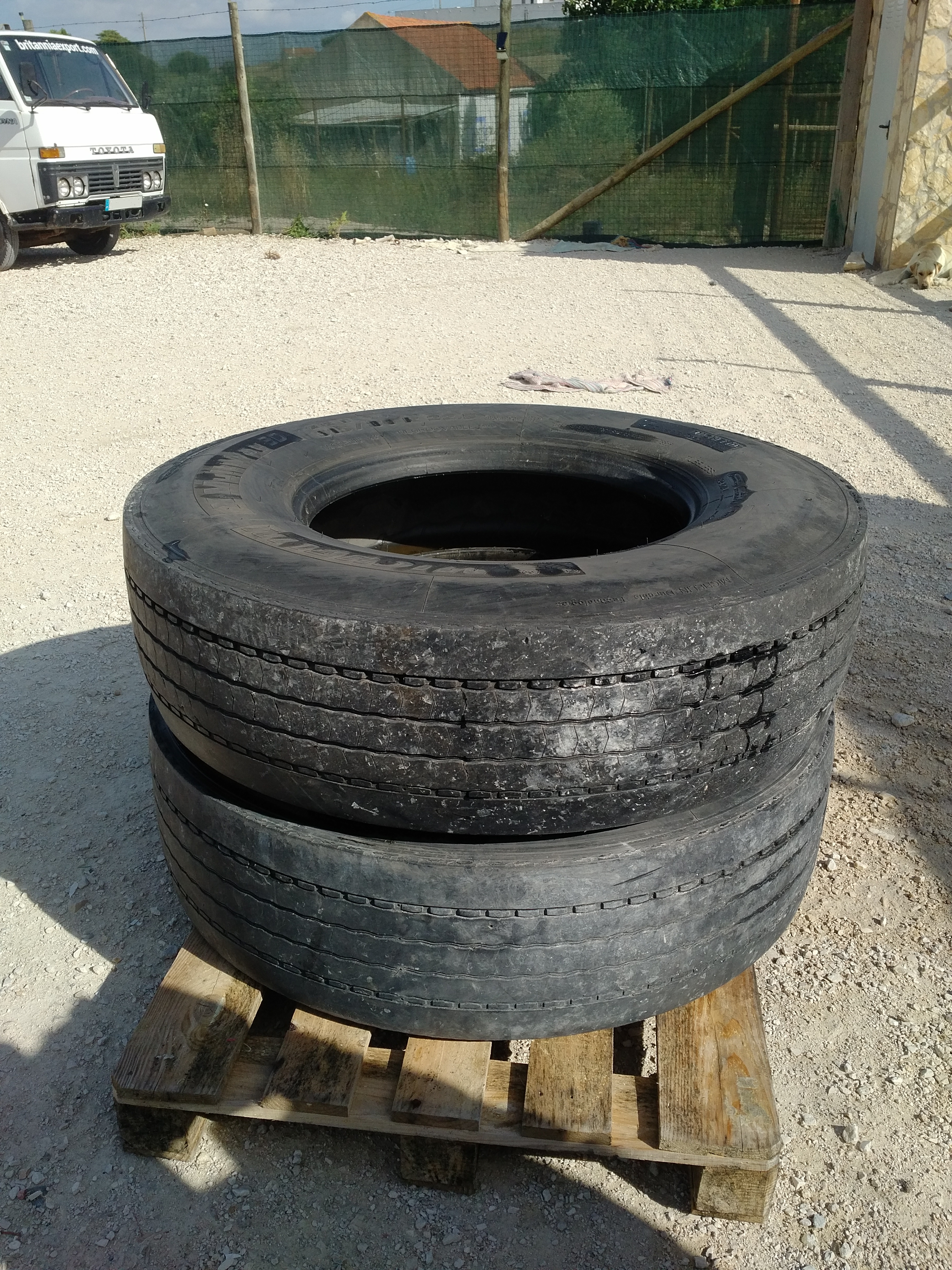 Transport & Delivery of 2 used Michelin X Multiway 3D 315/80R22.5 truck tyres to Barcelona - Spain.