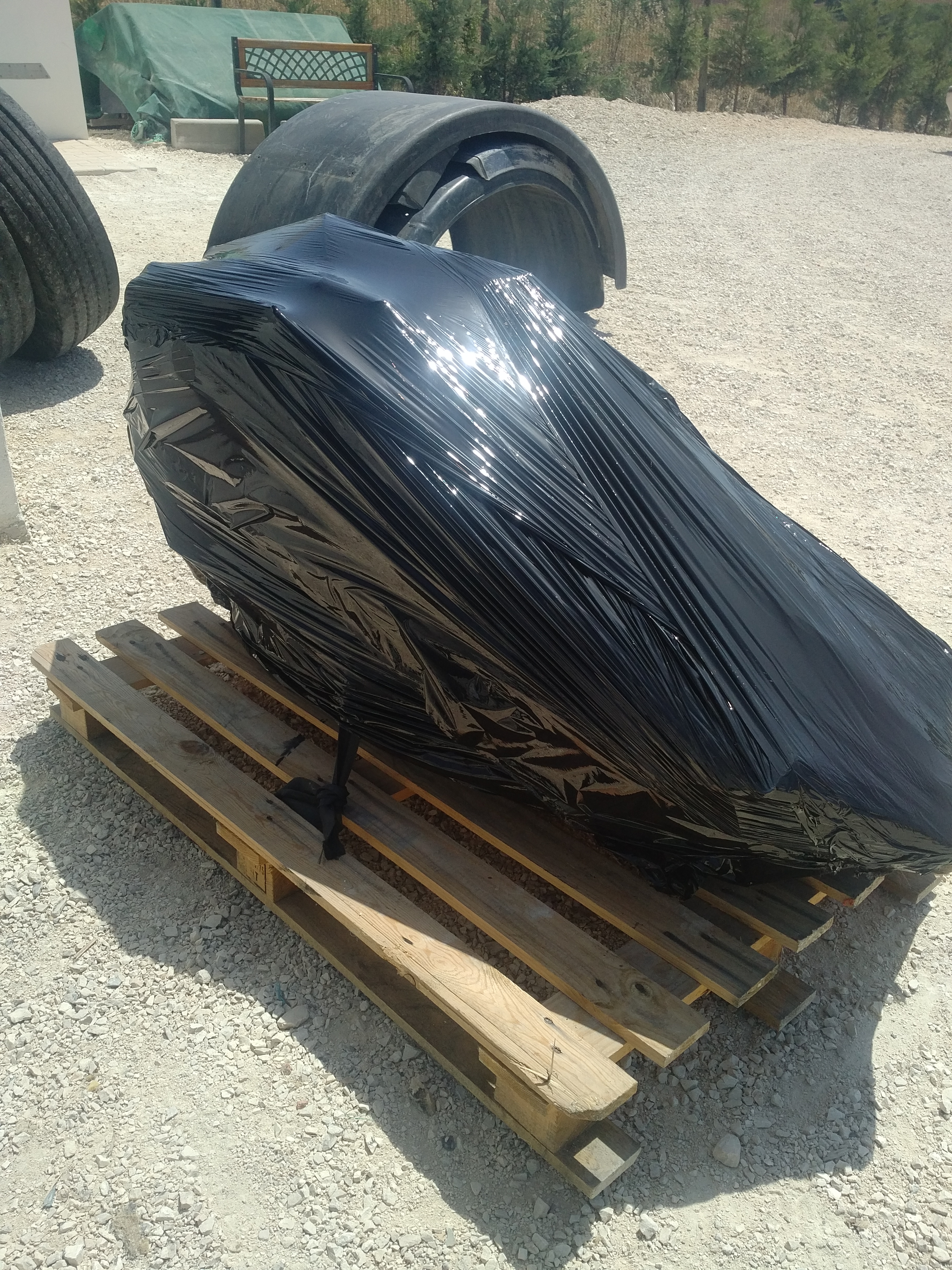 Transport & Shipping of Toyota B engine & gearbox complete to Harare - Zimbabwe.