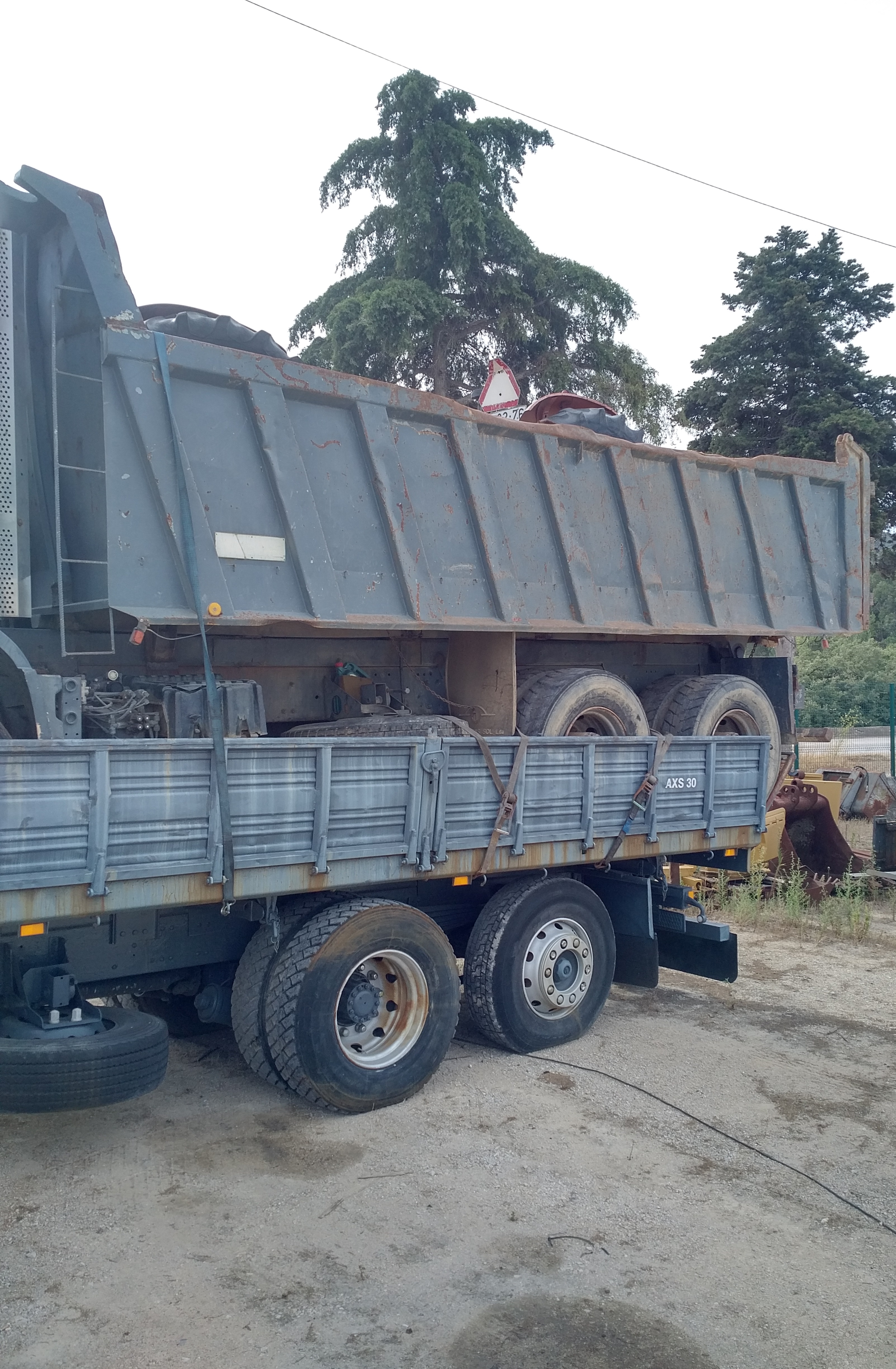 Volvo F12 360 6X2 tipper loaded with DAF 85 360 ATI 6X4 tipper & 2 x FIAT 640 farm tractors sold to Nigeria.