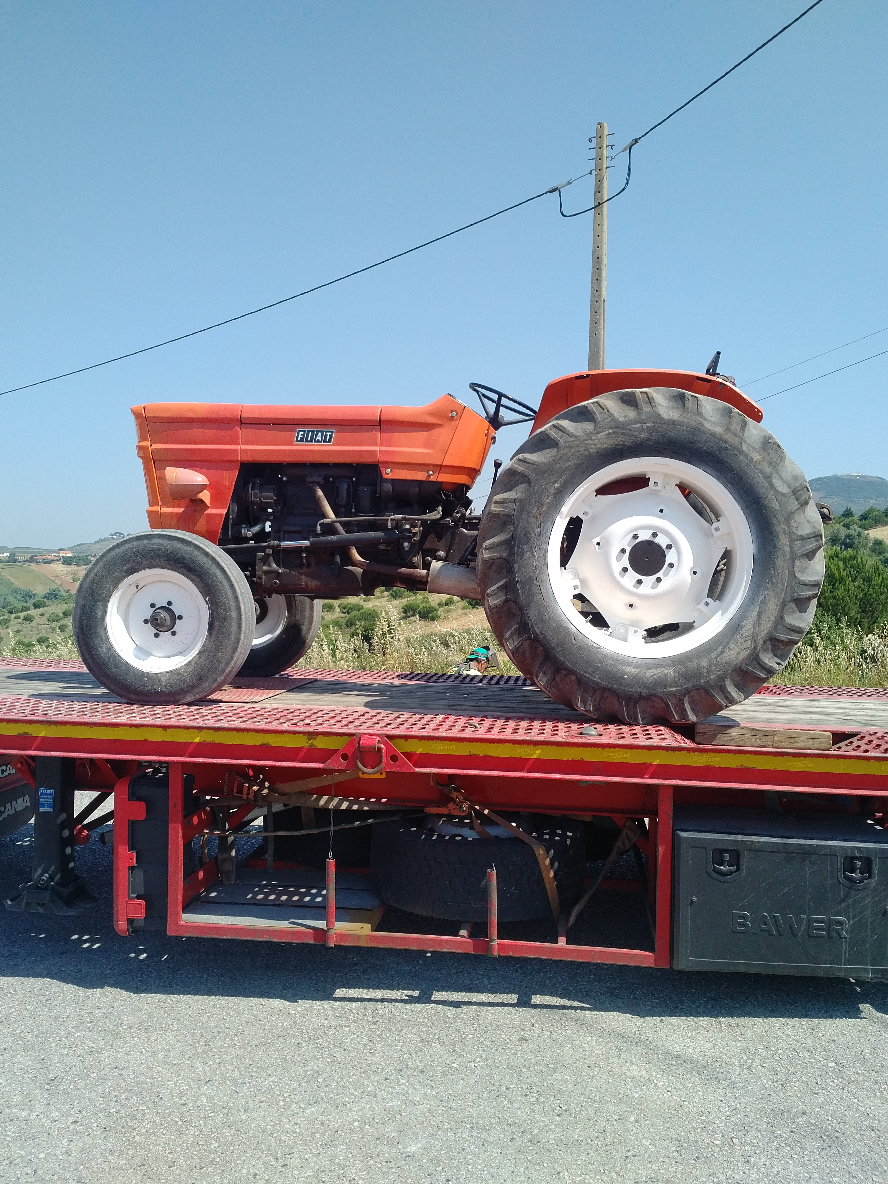 Transport & Delivery of FIAT 640 farm tractor to Antwerp - Belgium. Shipping to Lagos - Nigeria.