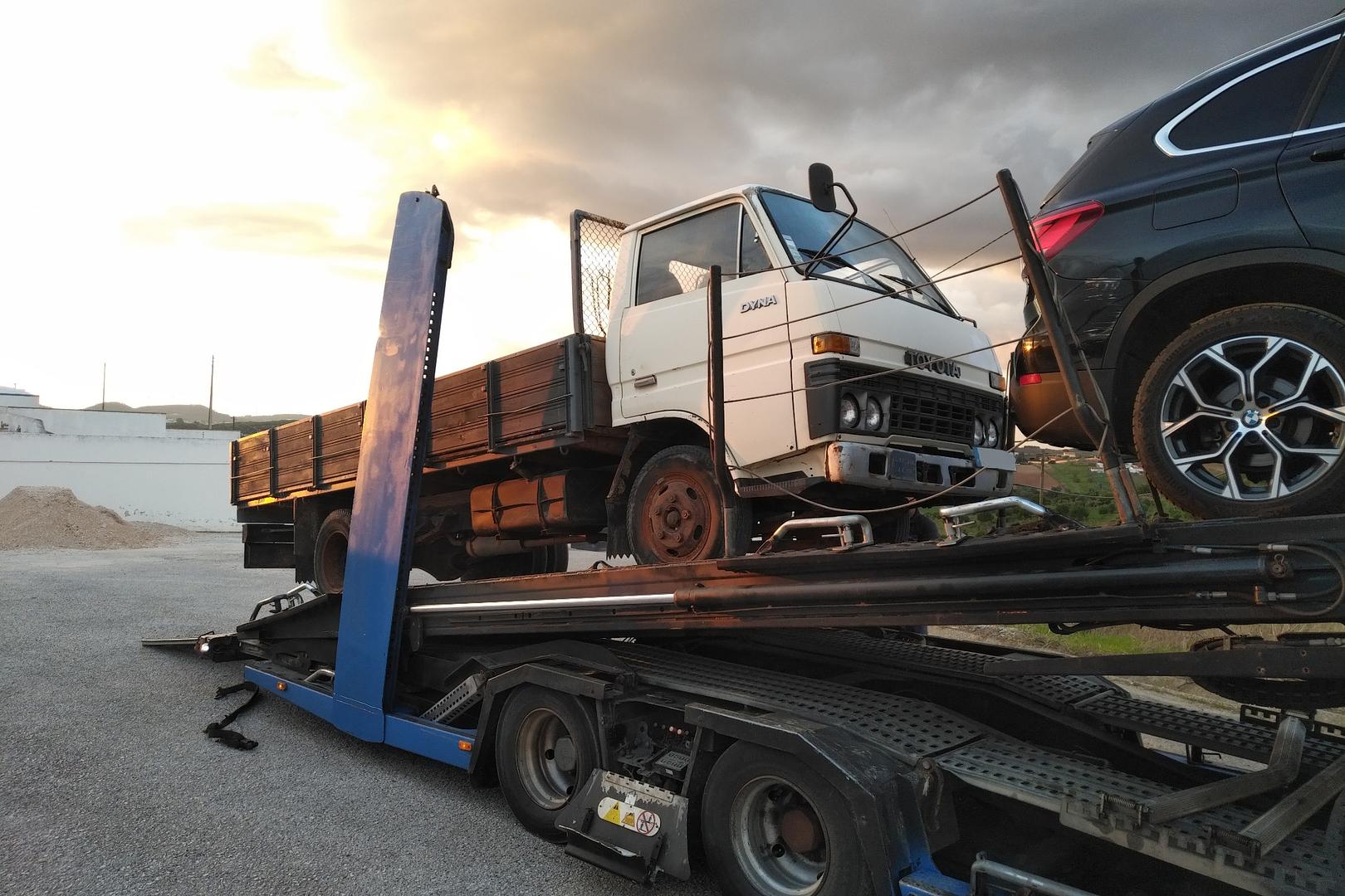 Transport & Delivery of 1984 Toyota Dyna BU30 to Neuss - Germany.