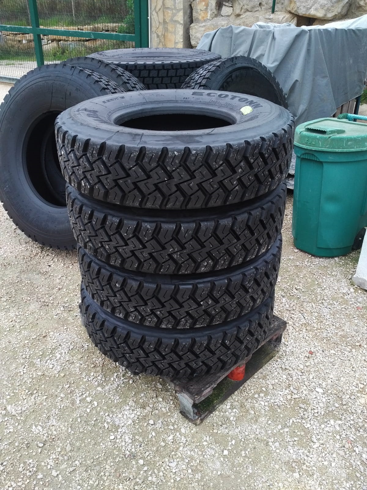 4 x 9.5R17.5 retread truck tyres ready for shipping to France.