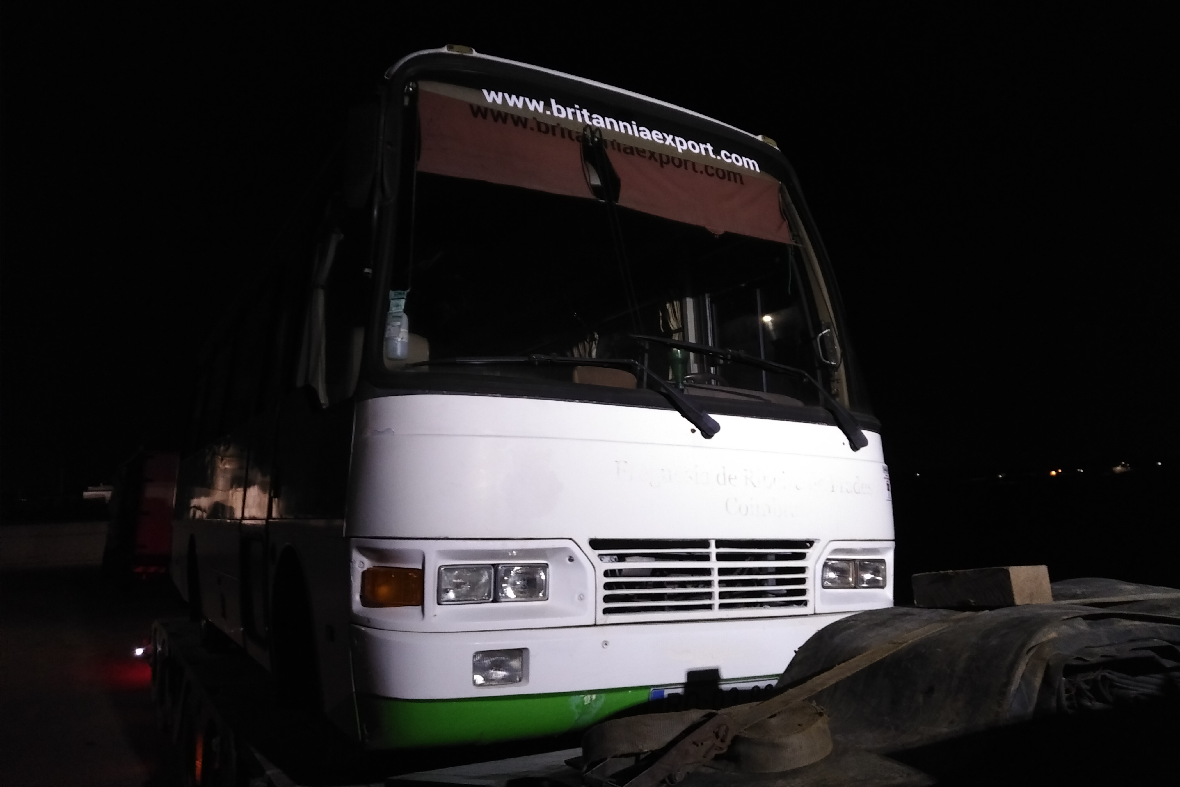 Transport & Delivery of Toyota Coaster 14B minibus to Port. Shipping to Pointe Noire - Congo.