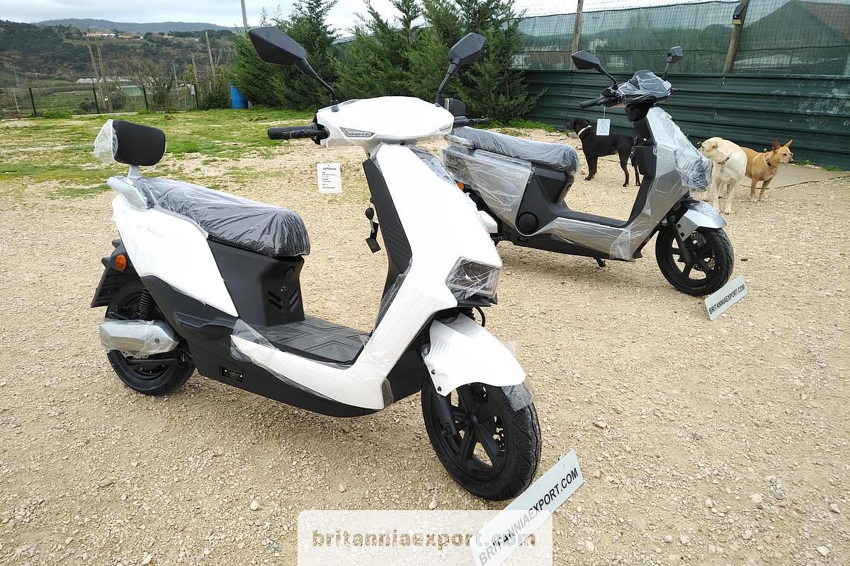 Luyuan MKK Pro Max High Speed Electric Scooter (2026): Road-Legal Power, Range & Premium Design