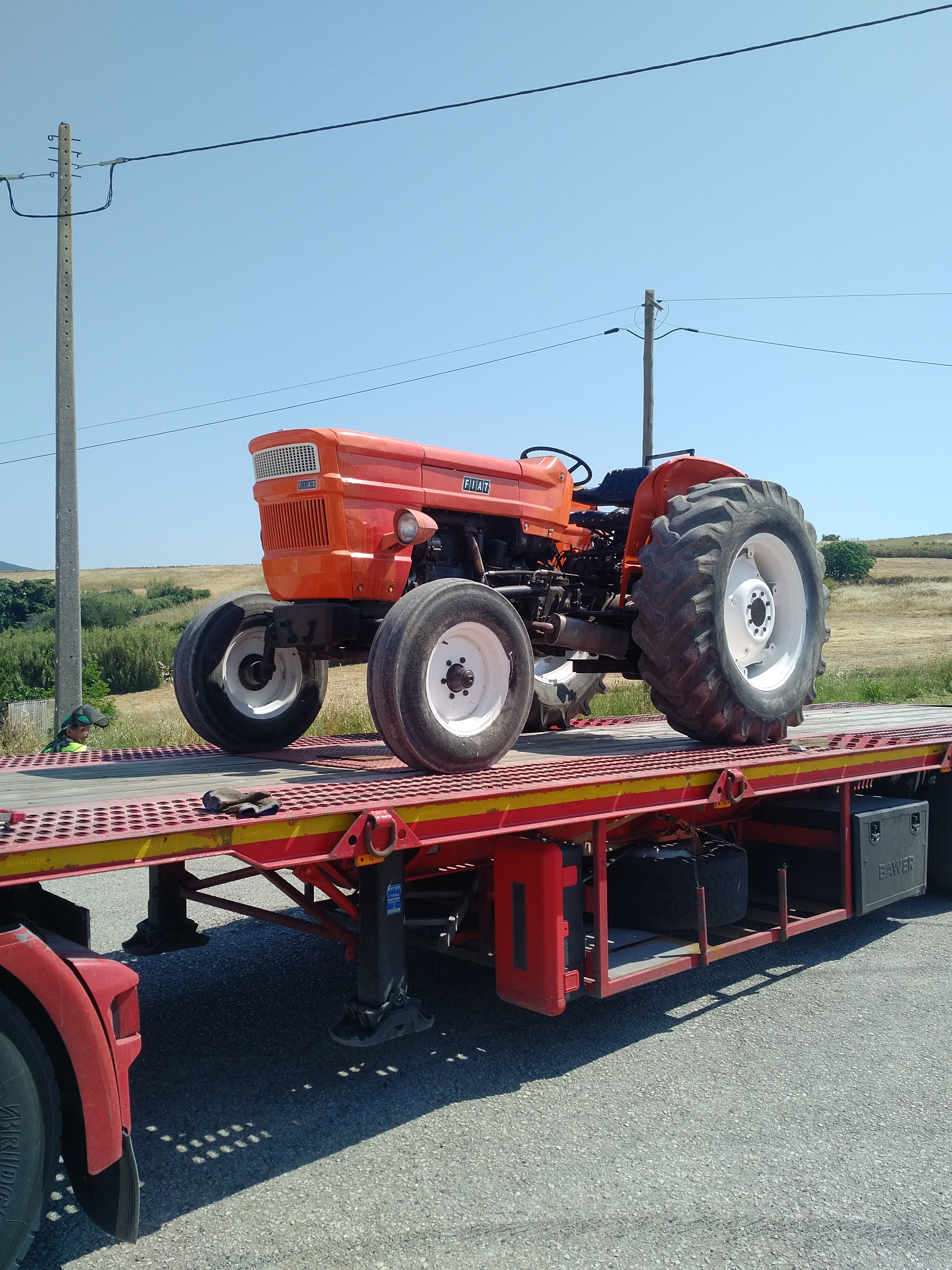 Transport & Delivery of FIAT 640 farm tractor to Antwerp - Belgium. Shipping to Lagos - Nigeria.