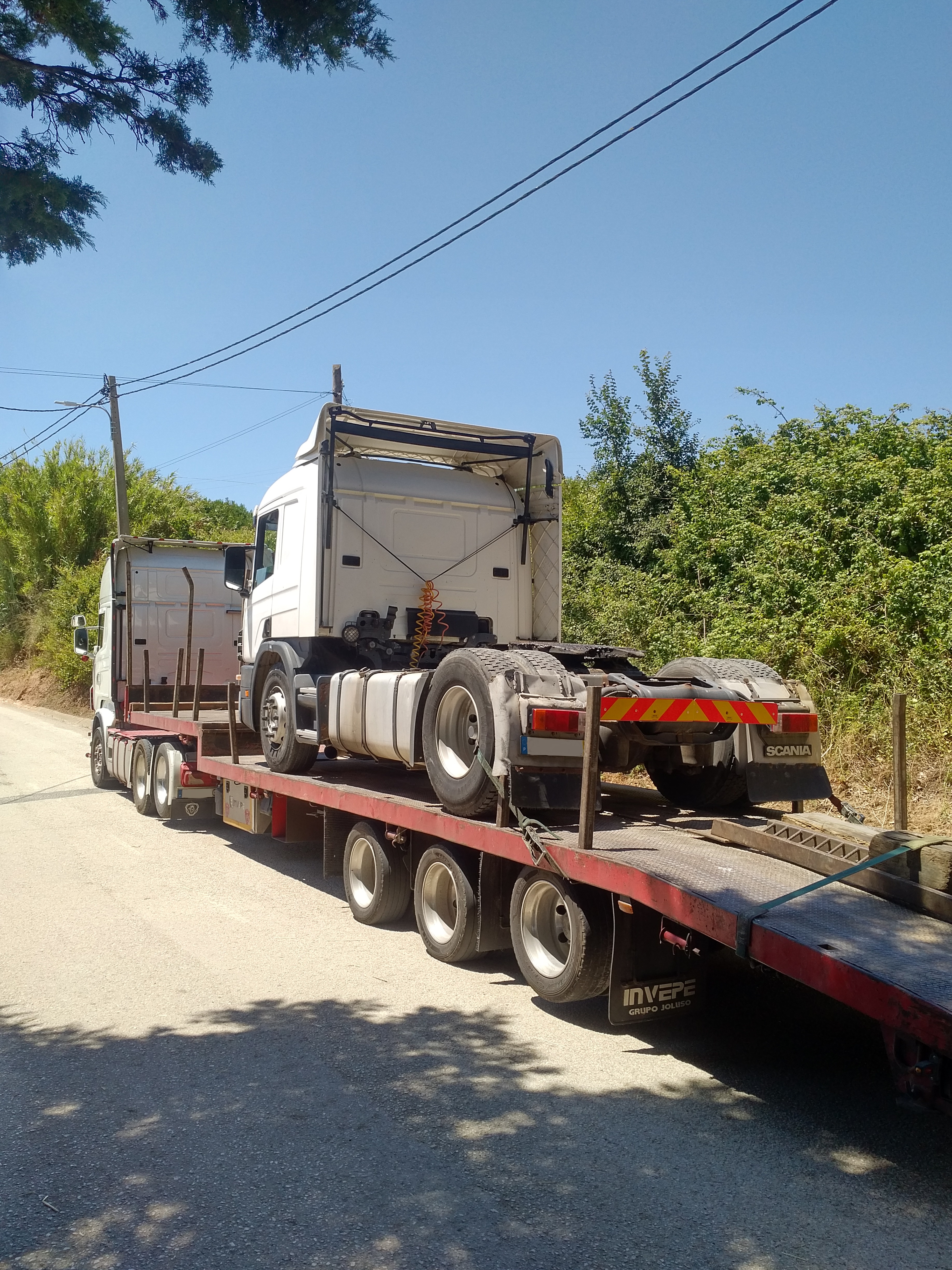 Transport & Delivery of Scania P 114 L 340 trailer head / tractor unit.